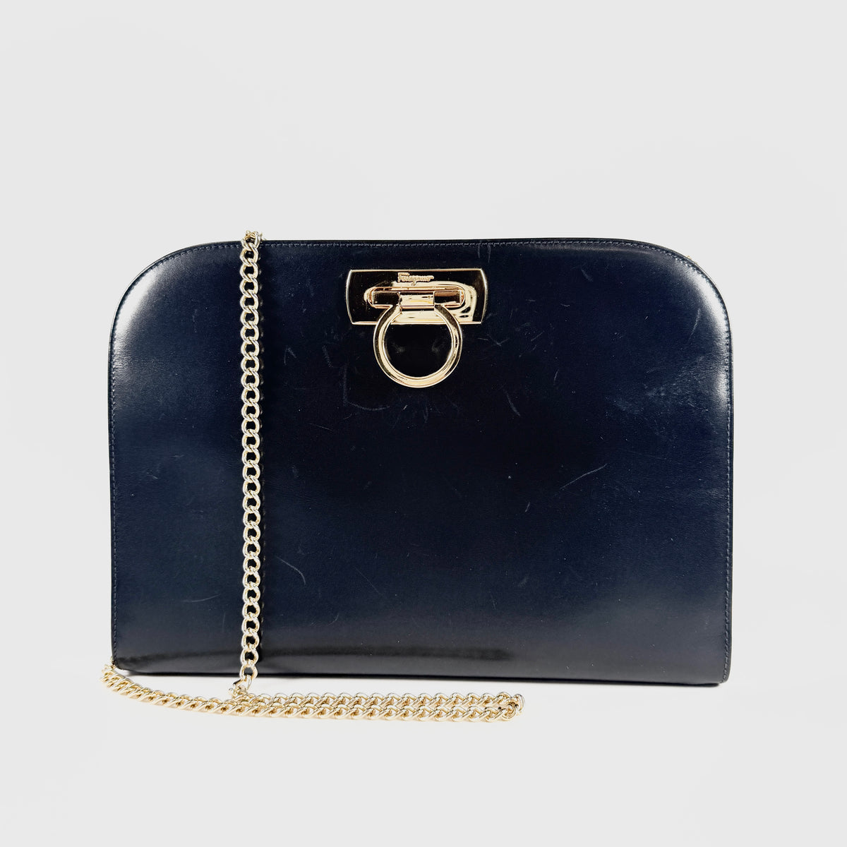 2608 secondhand Ferragamo Gancini Chain Shoulder Bag