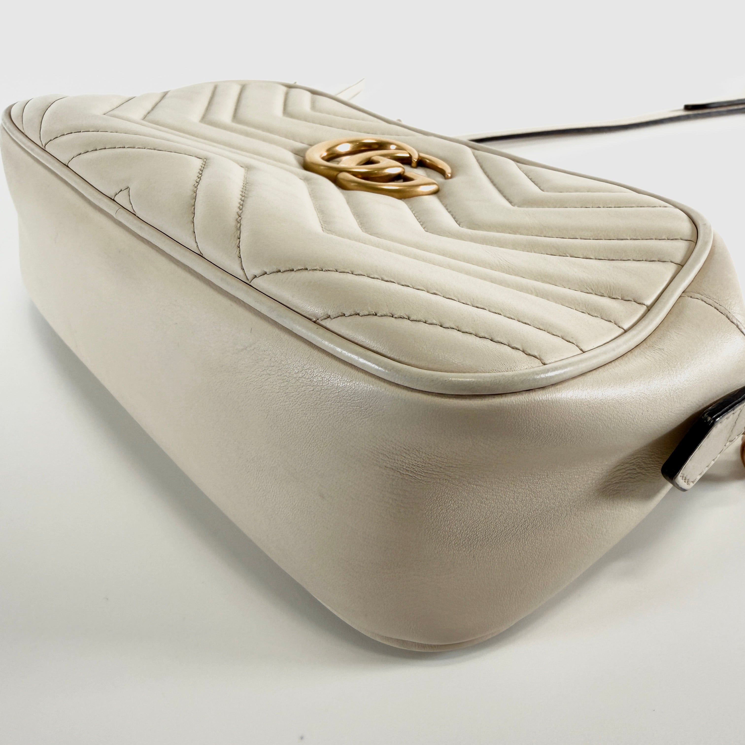 2606 secondhand GUCCI Shoulder bag / Crossbody Bag Marmont shoulder