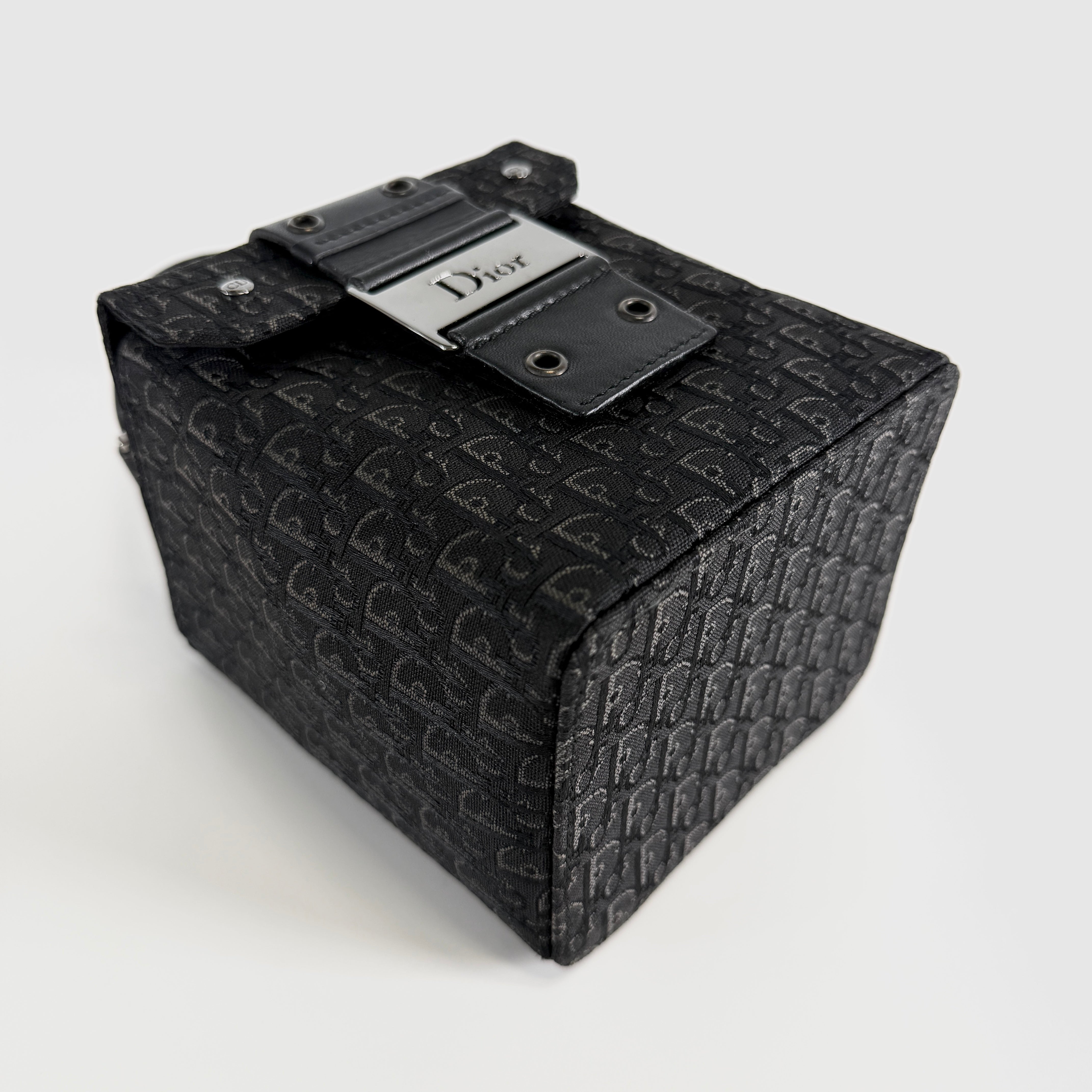 2607 secondhand CD mini Vanity bag