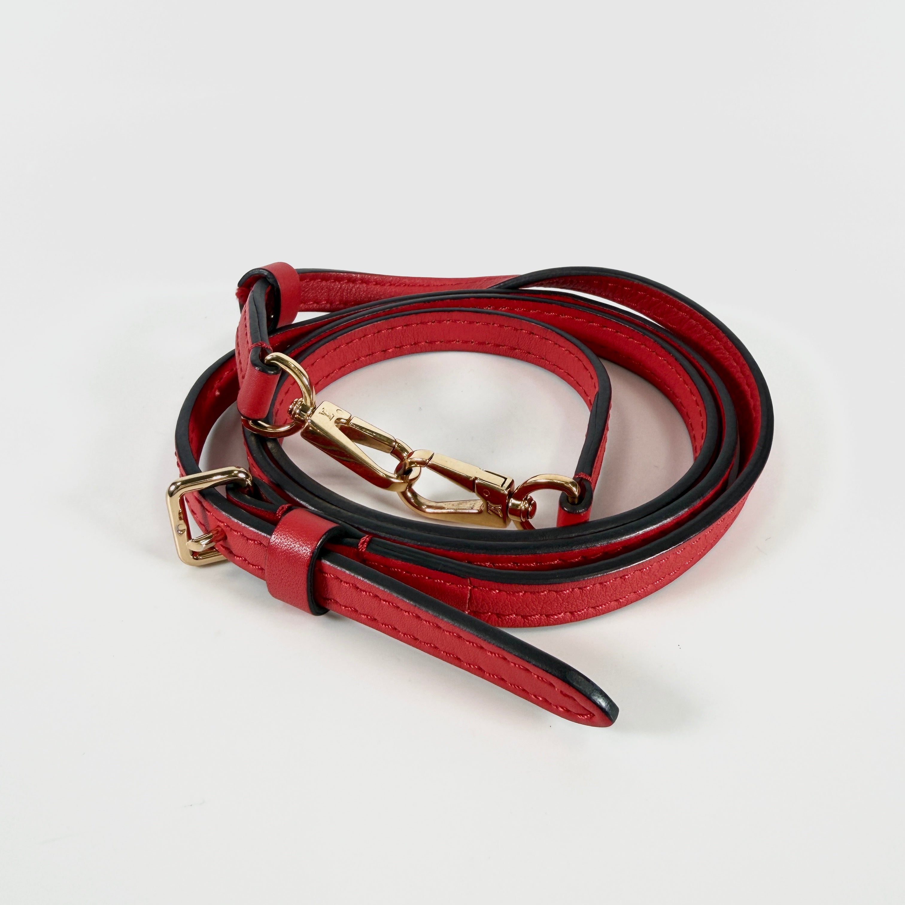 2606 secondhand LV Monogram M44322 Rocky BB DU0179 strap