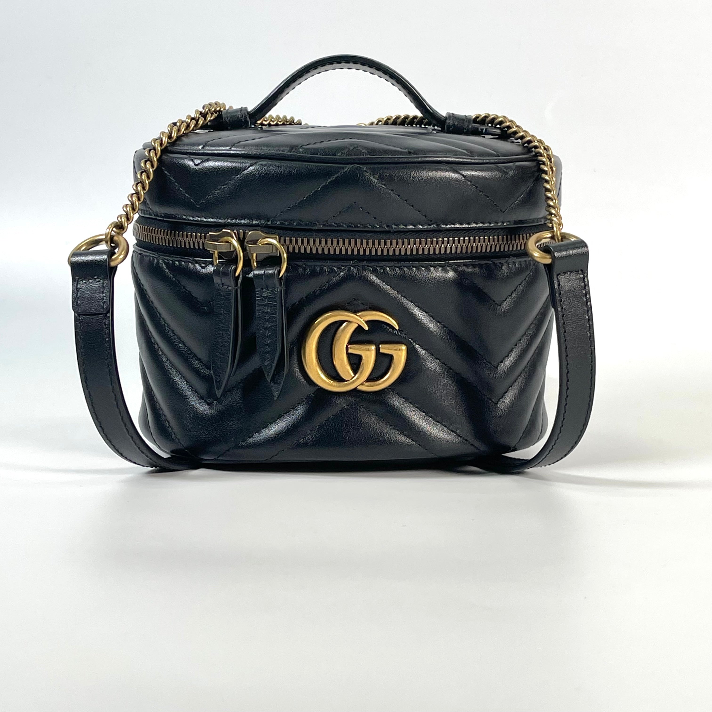 2512 secondhand  GUCCI Marmont backpack black