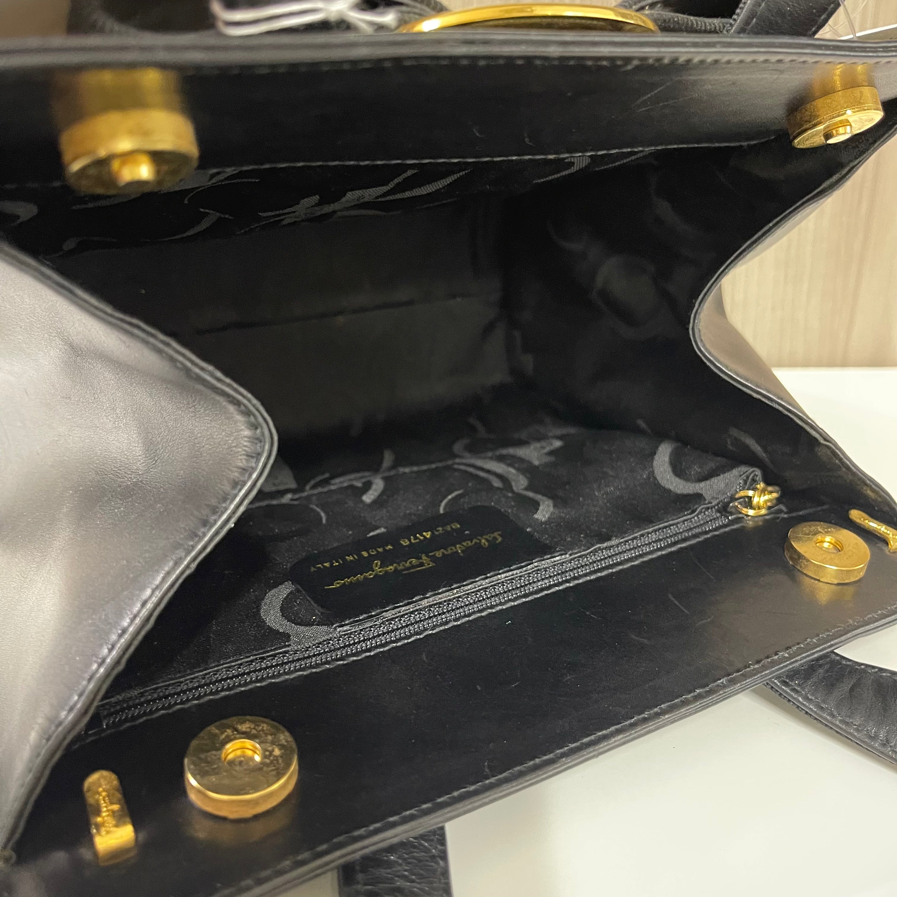2509 Ferragamo Vara 2-Way Handbag