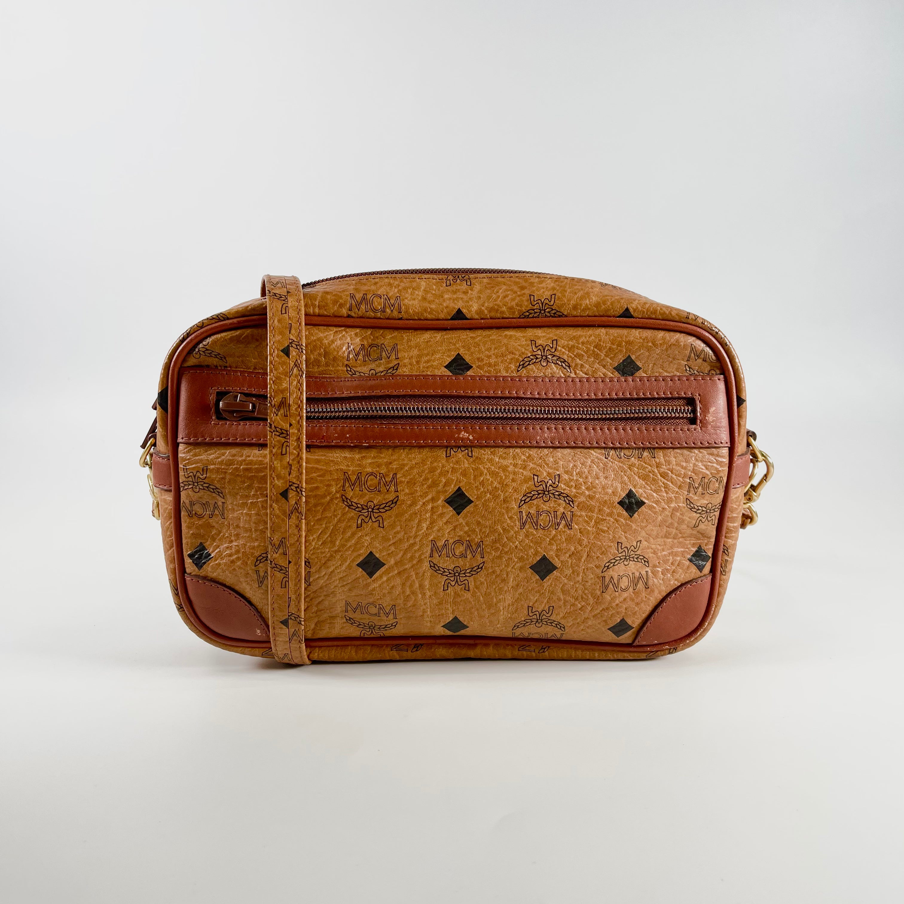 2602 secondhand MCM Visetos Shoulder bag