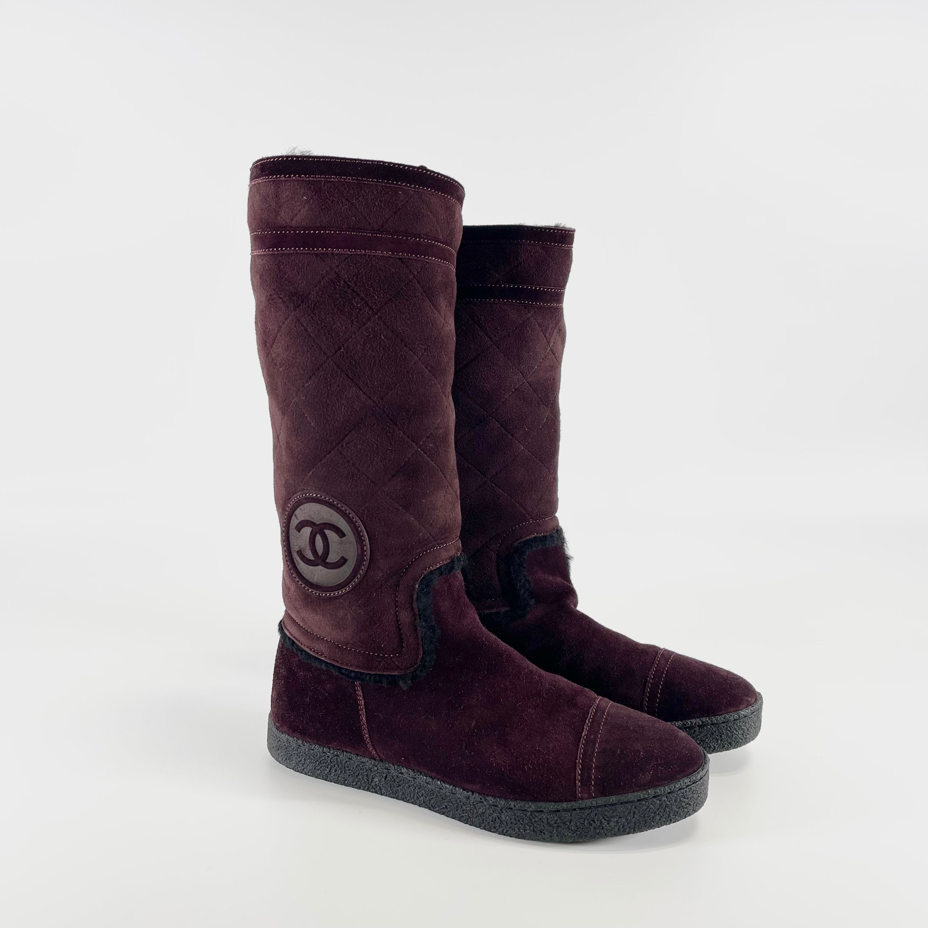 2601 CHANEL boots size :36