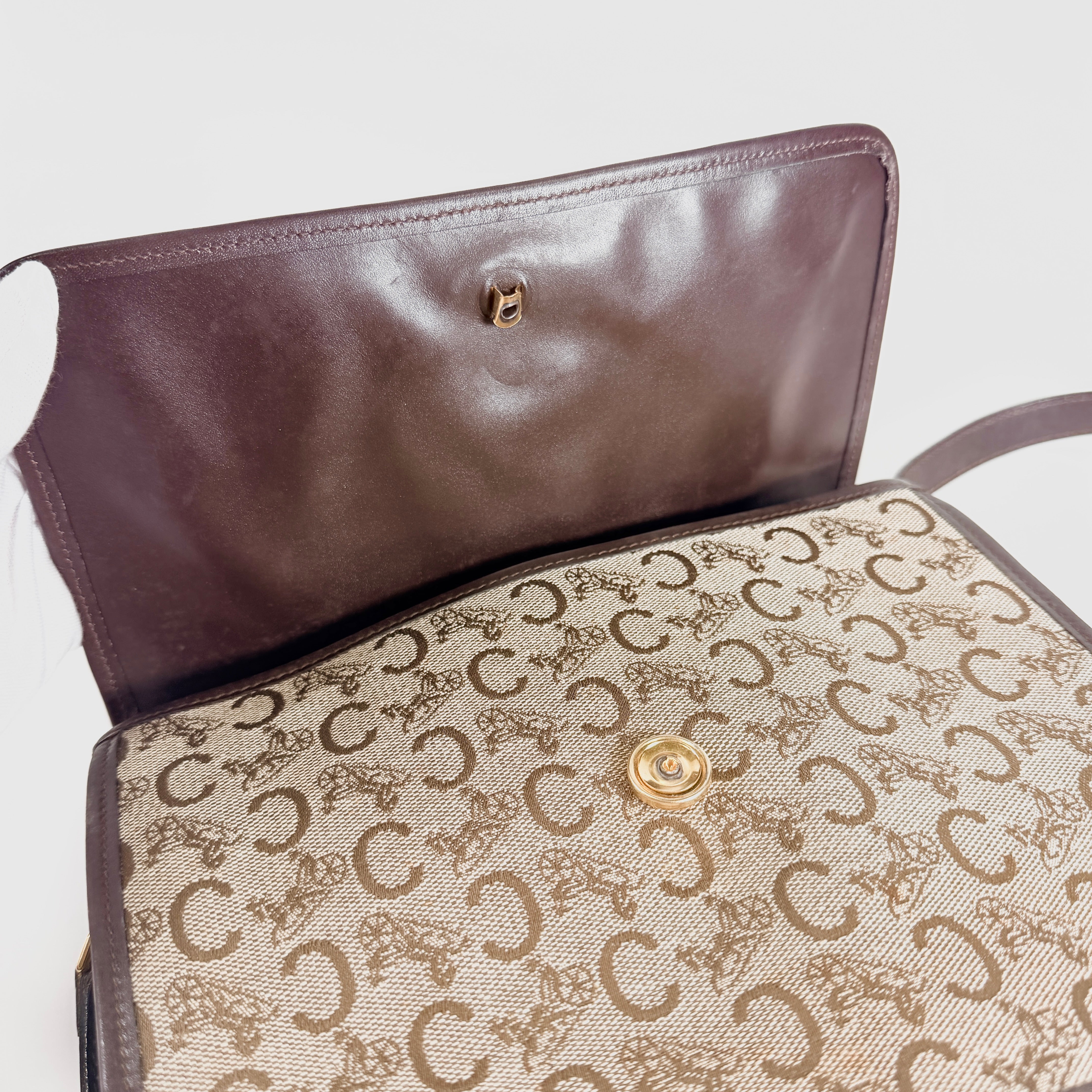 2606 secondhand CELINE Shoulder bag / Crossbody Bag