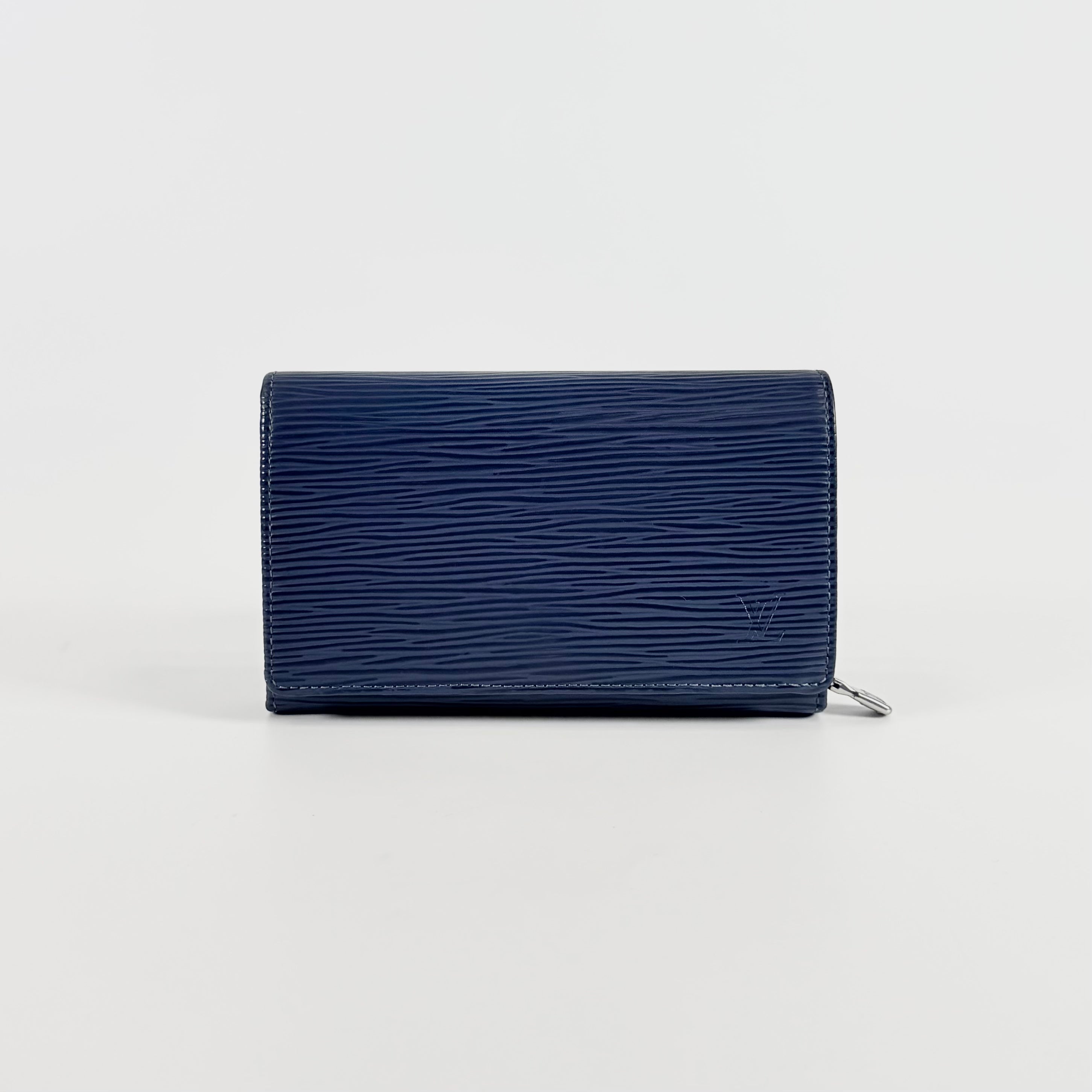 2608 secondhand LV Epi Portefeuille Zippy Blue