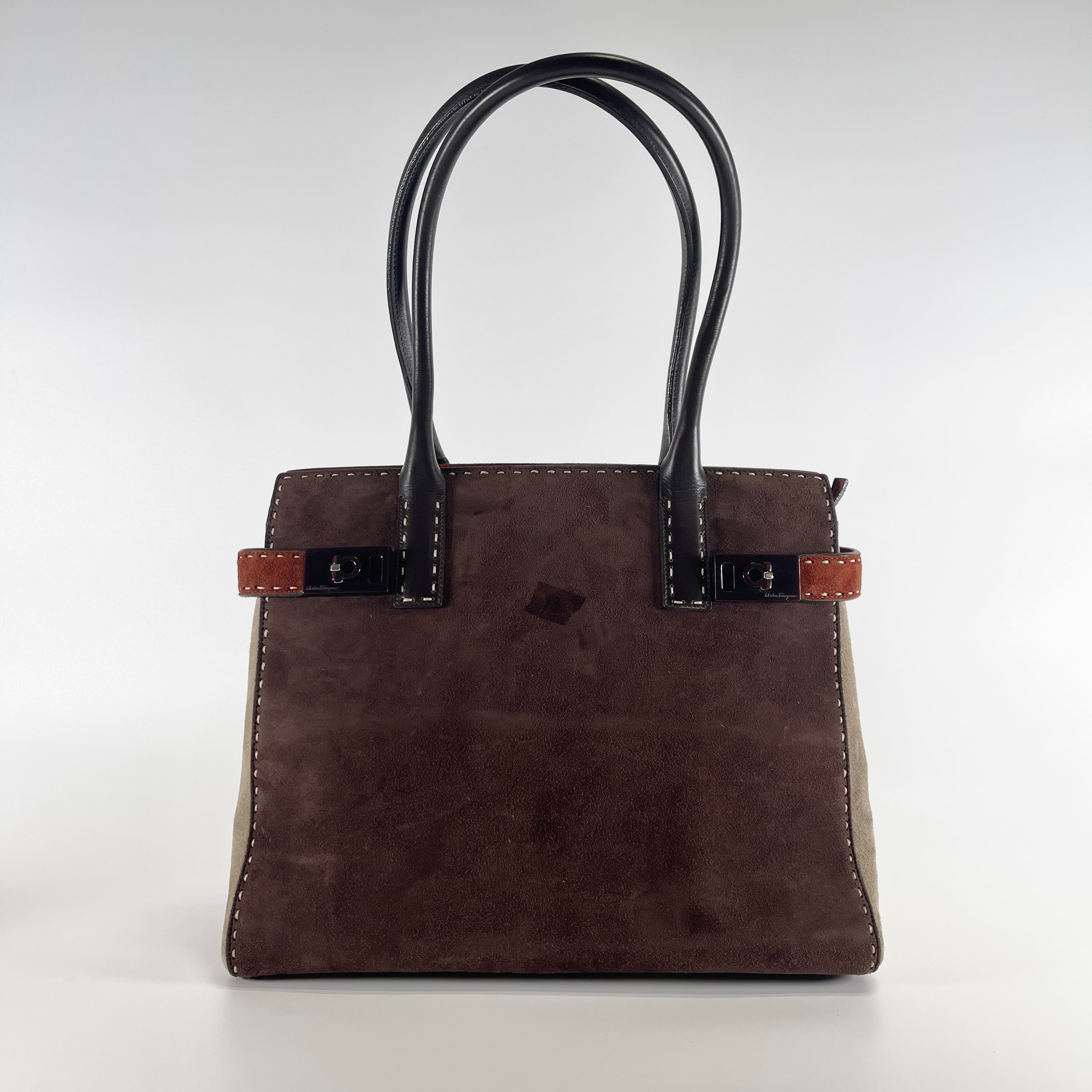 2606 secondhand Ferragamo suede hand bag
