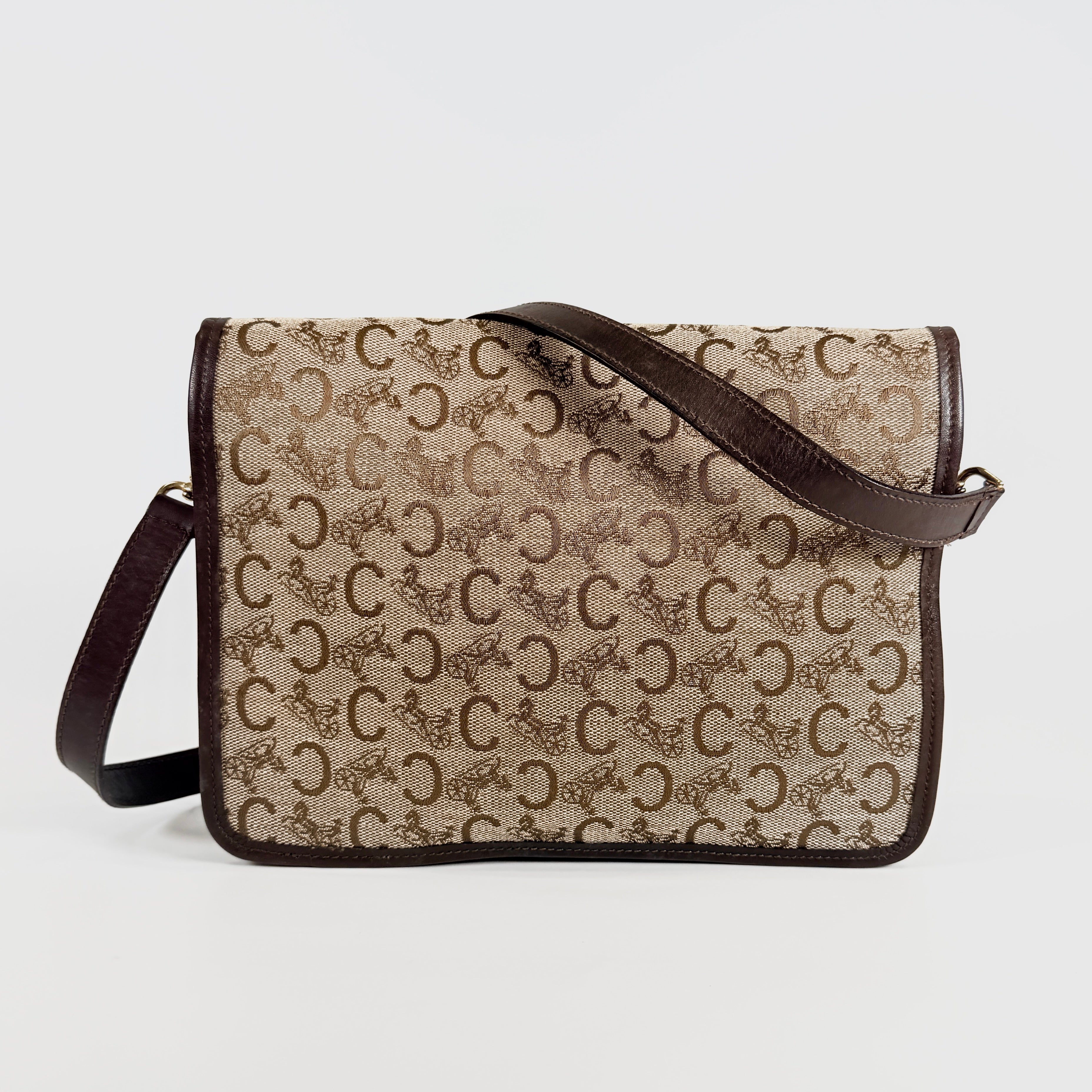2606 secondhand CELINE Shoulder bag / Crossbody Bag
