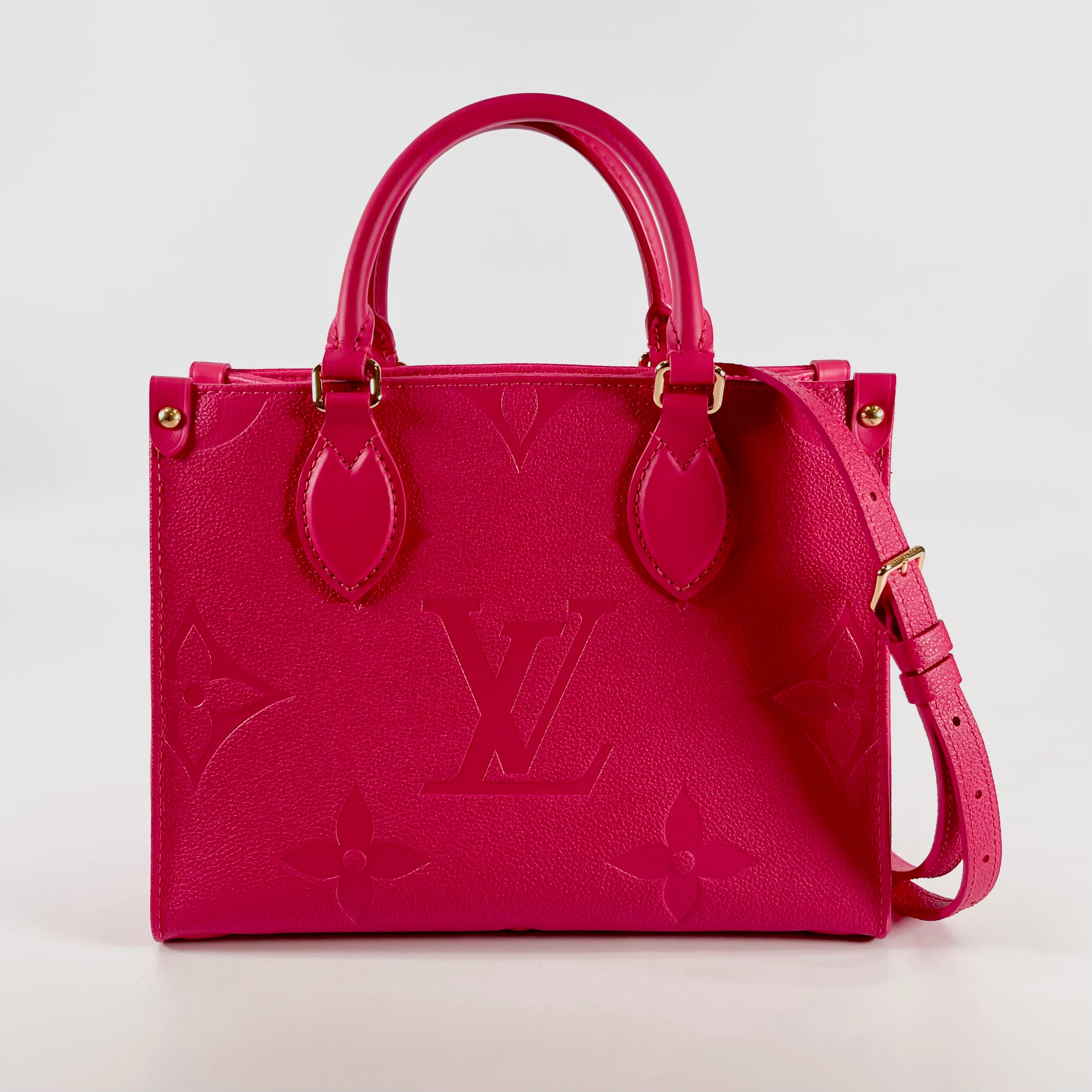 2602 secondhand LV brand bag