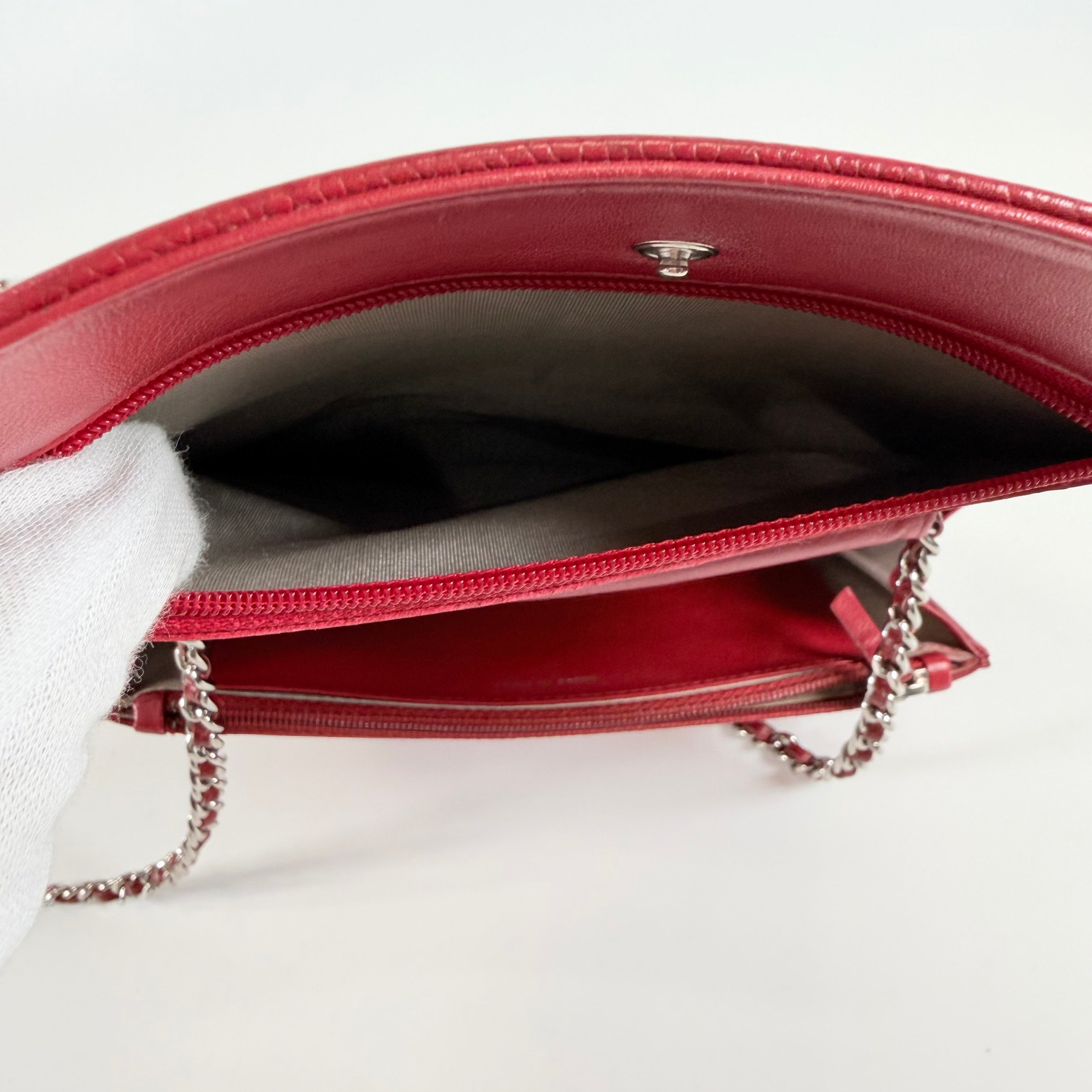 2608 secondhand CHANEL Cocomark caviar skin Chain Wallet Red Silver metal fittings 15456105 15