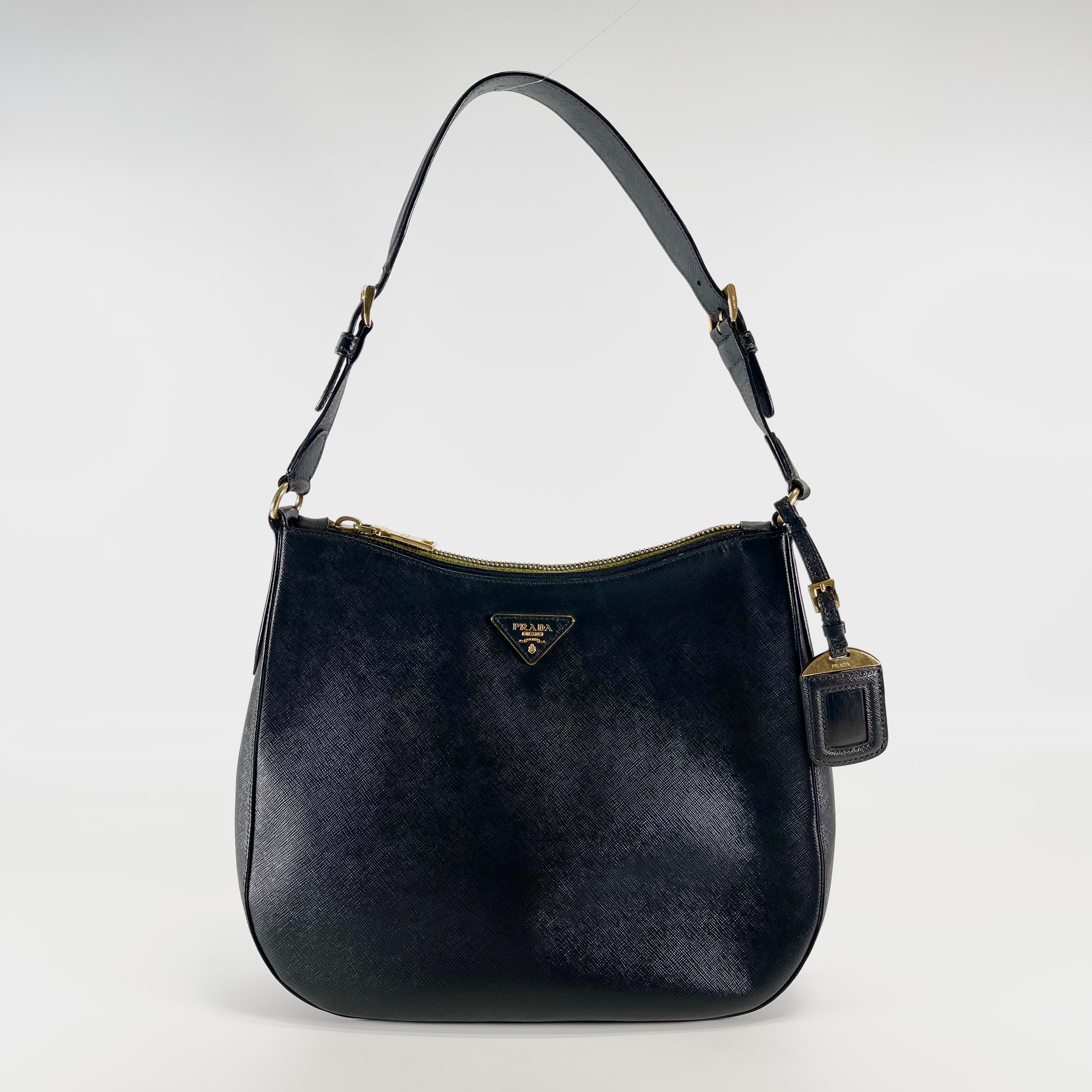 2602 secondhand PRADA brand bag One shoulder
