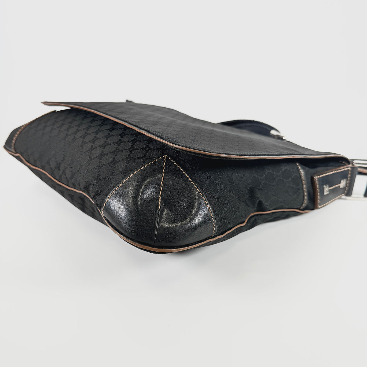 2606 secondhand CELINE Macadam Shoulder bag