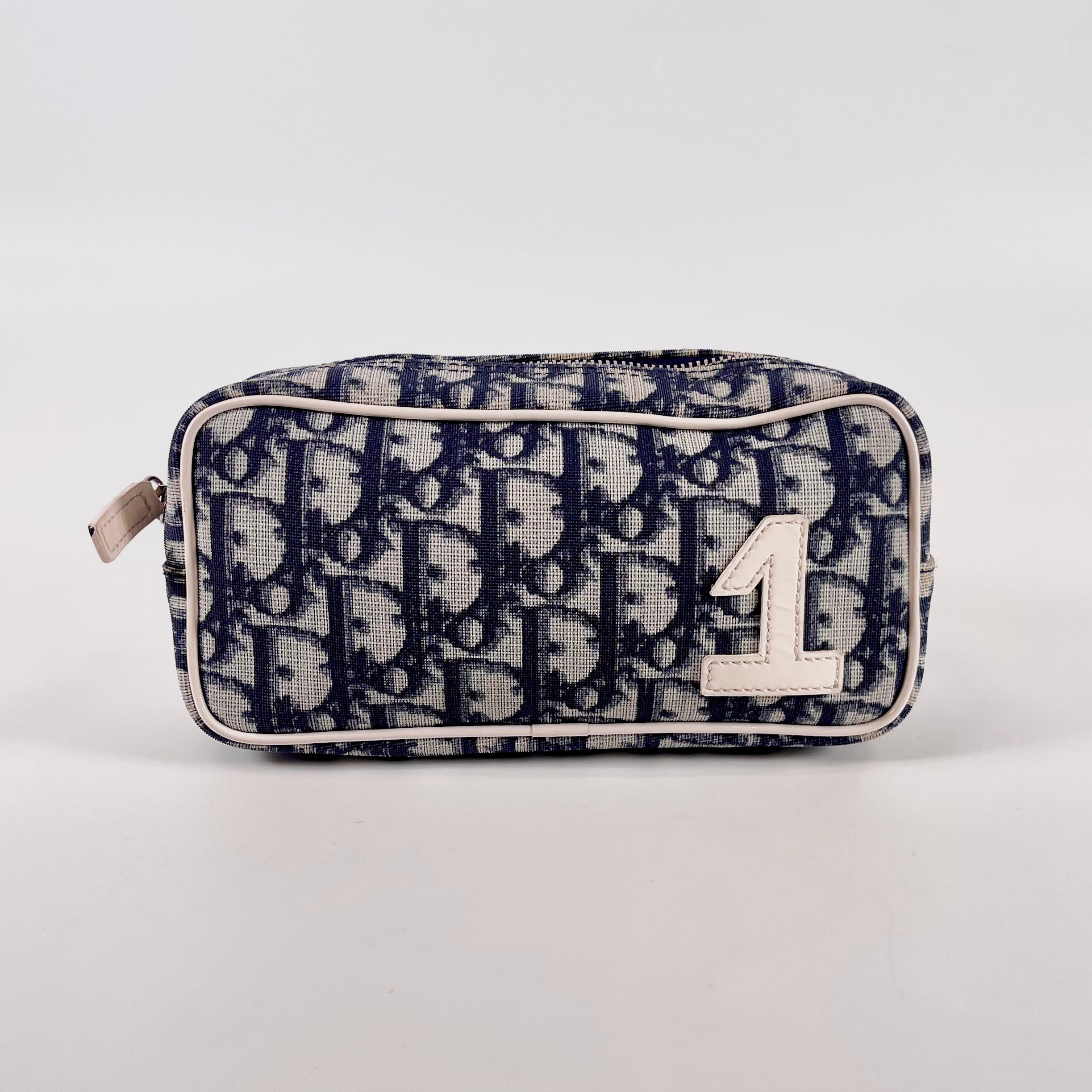 2512 secondhand  CD Trotter pouch