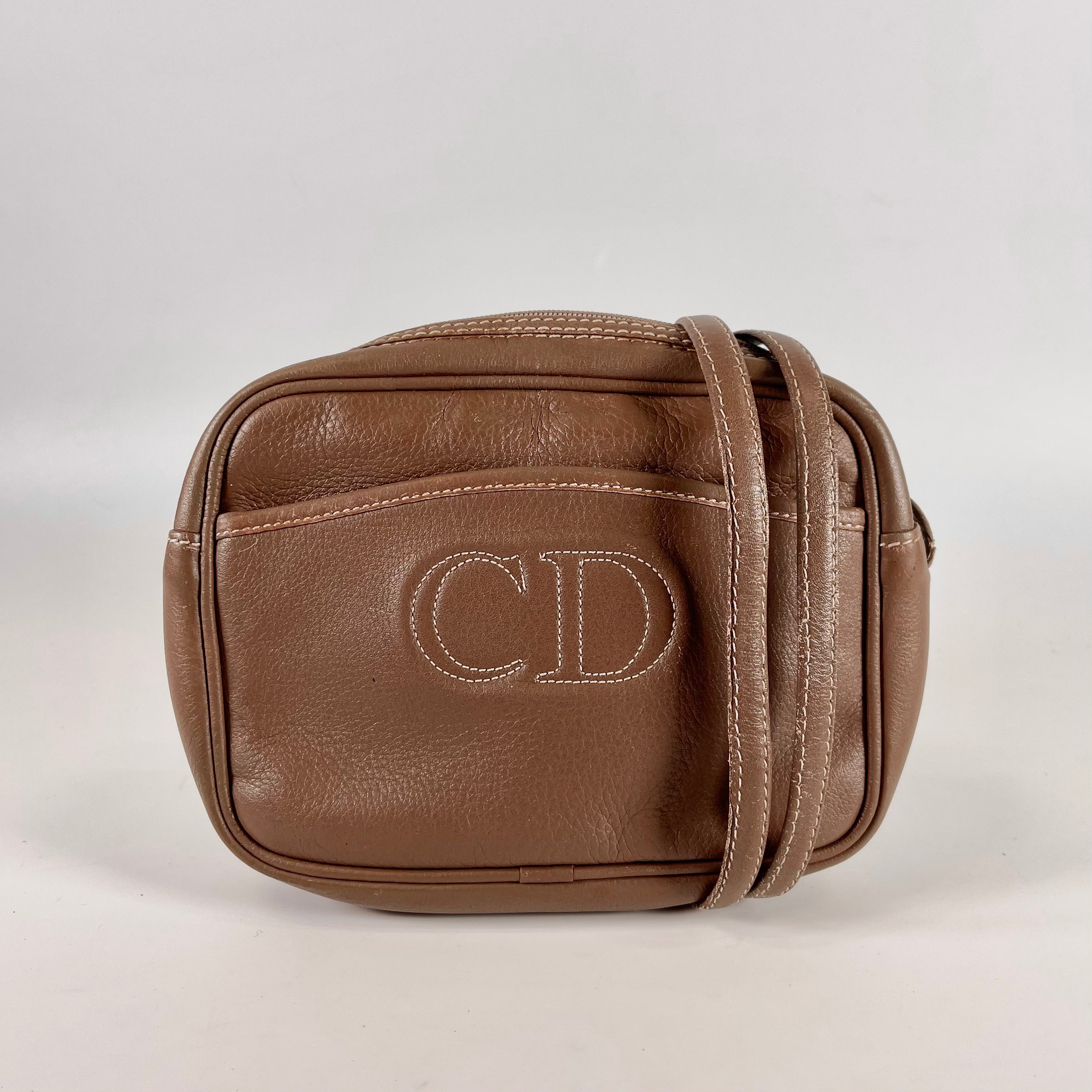 2602 secondhand CD Shoulder bag