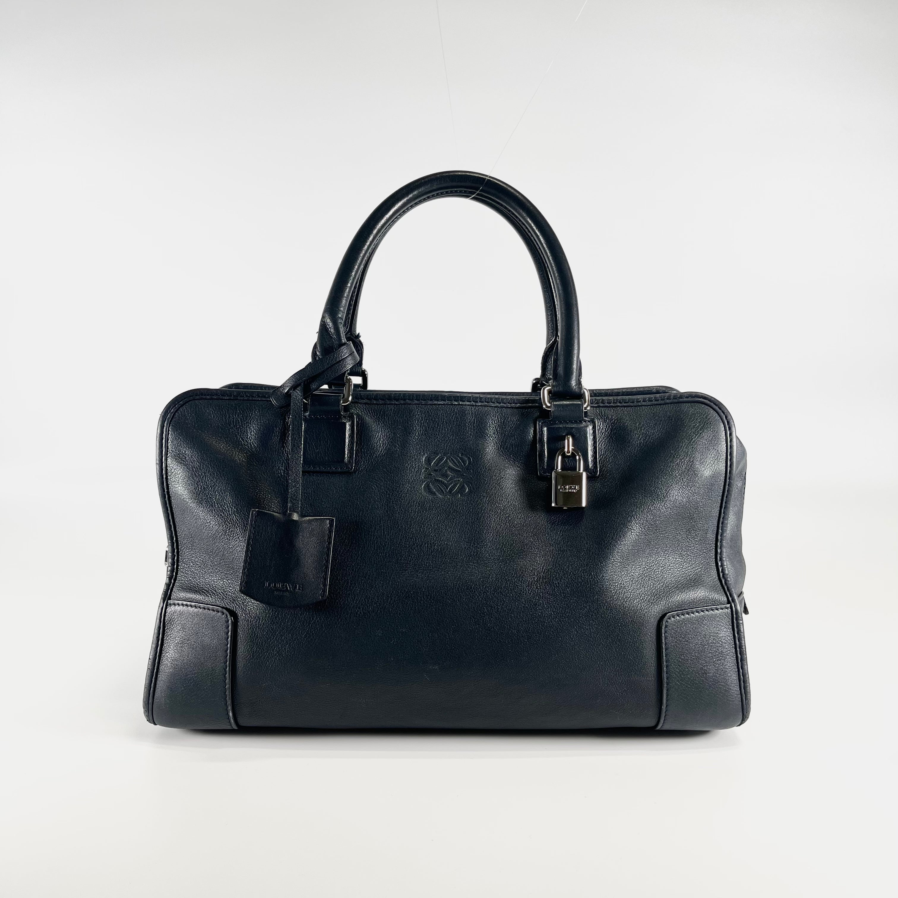 2601 secondhand LOEWE Amazona hand bag
