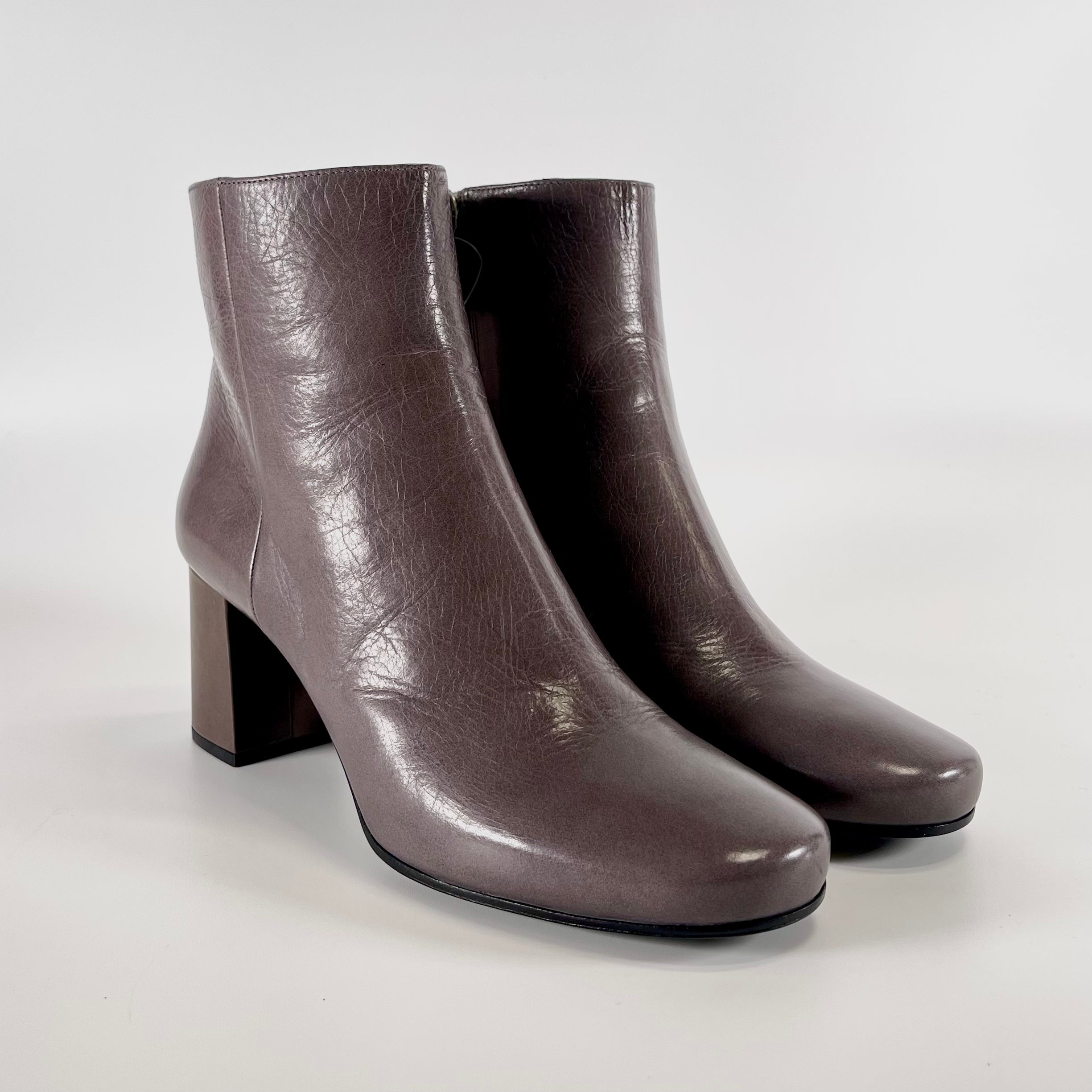 2601 PRADA leather boots 39 Women's gray