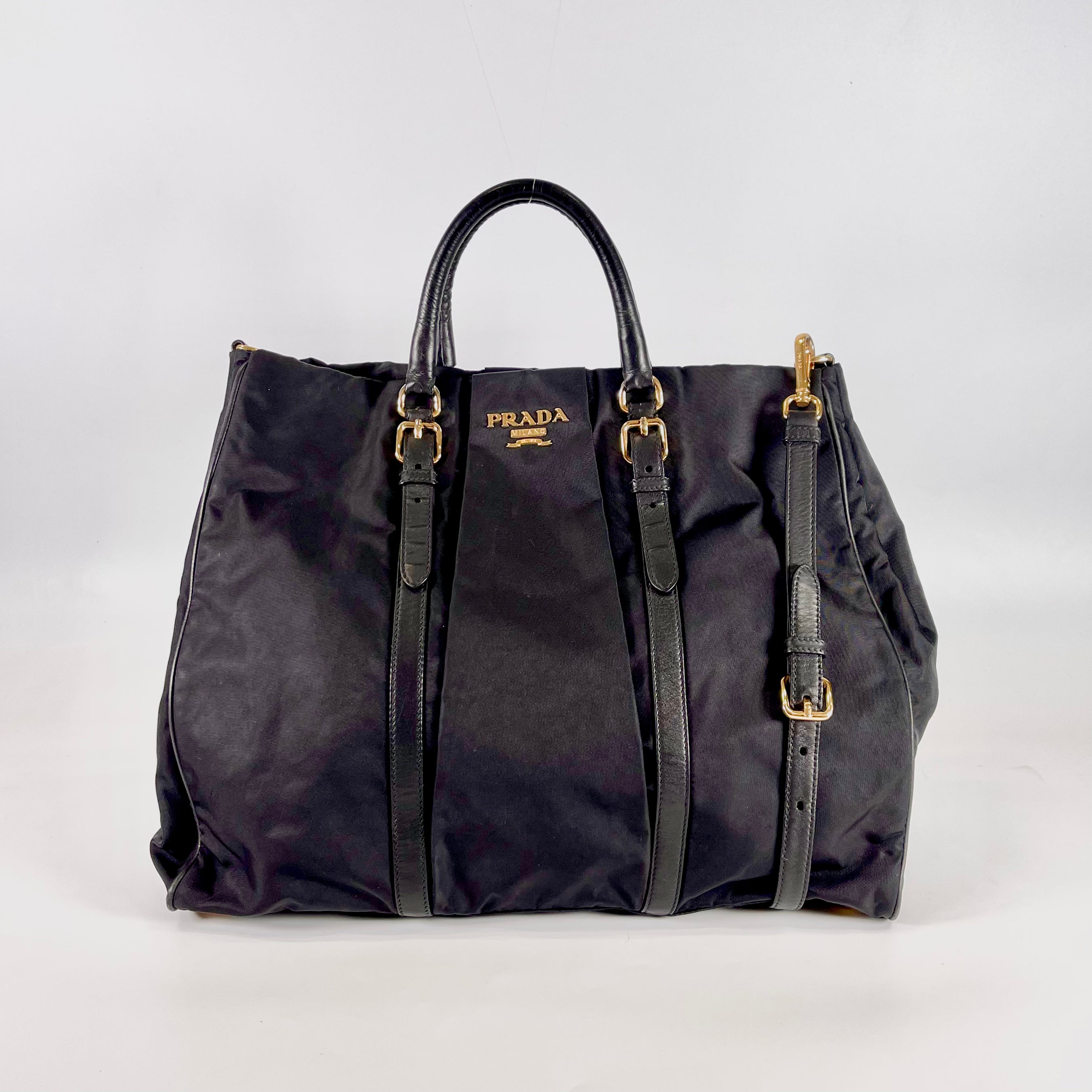 2601 secondhand PRADA Shoulder bag