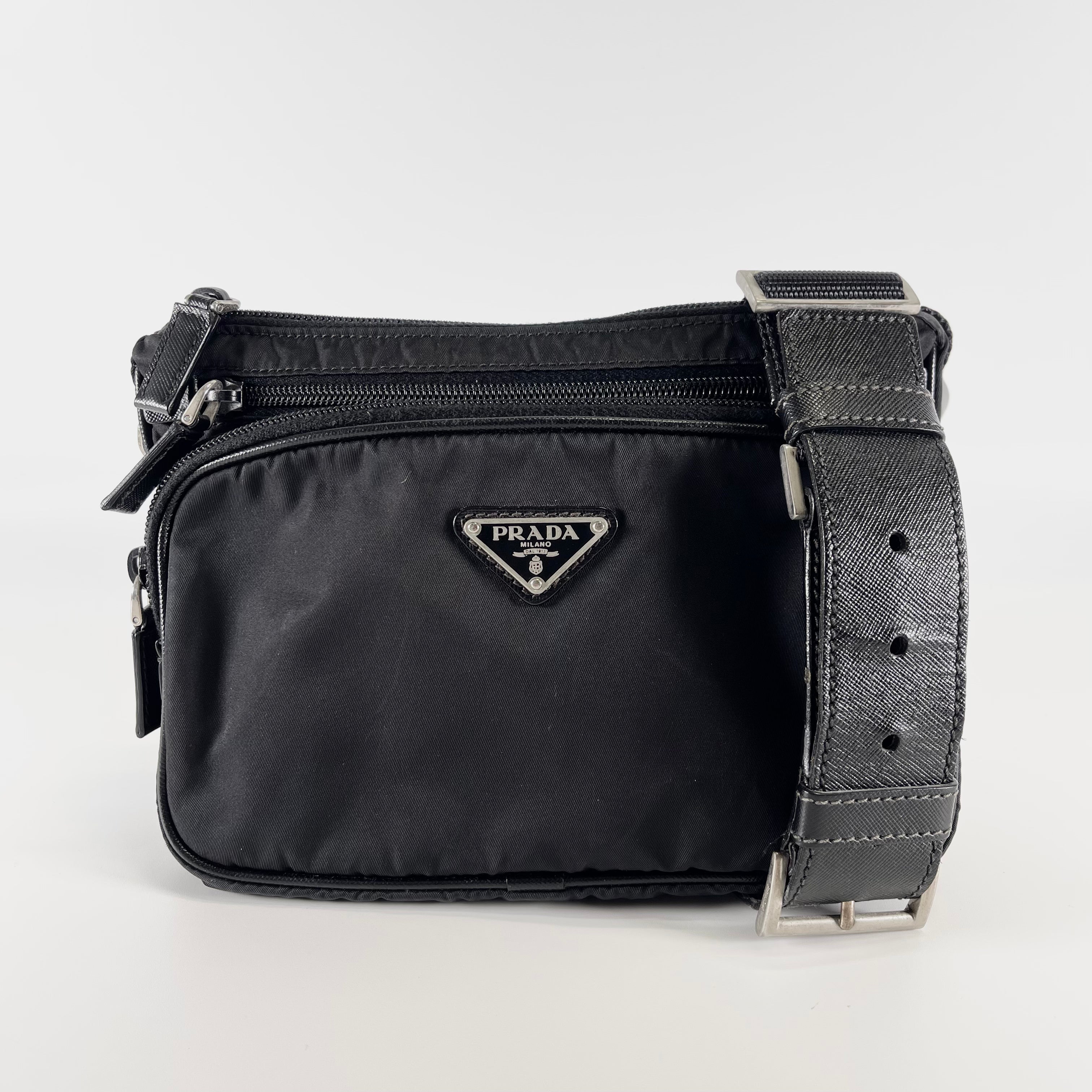2603 secondhand PRADA Waist pouch