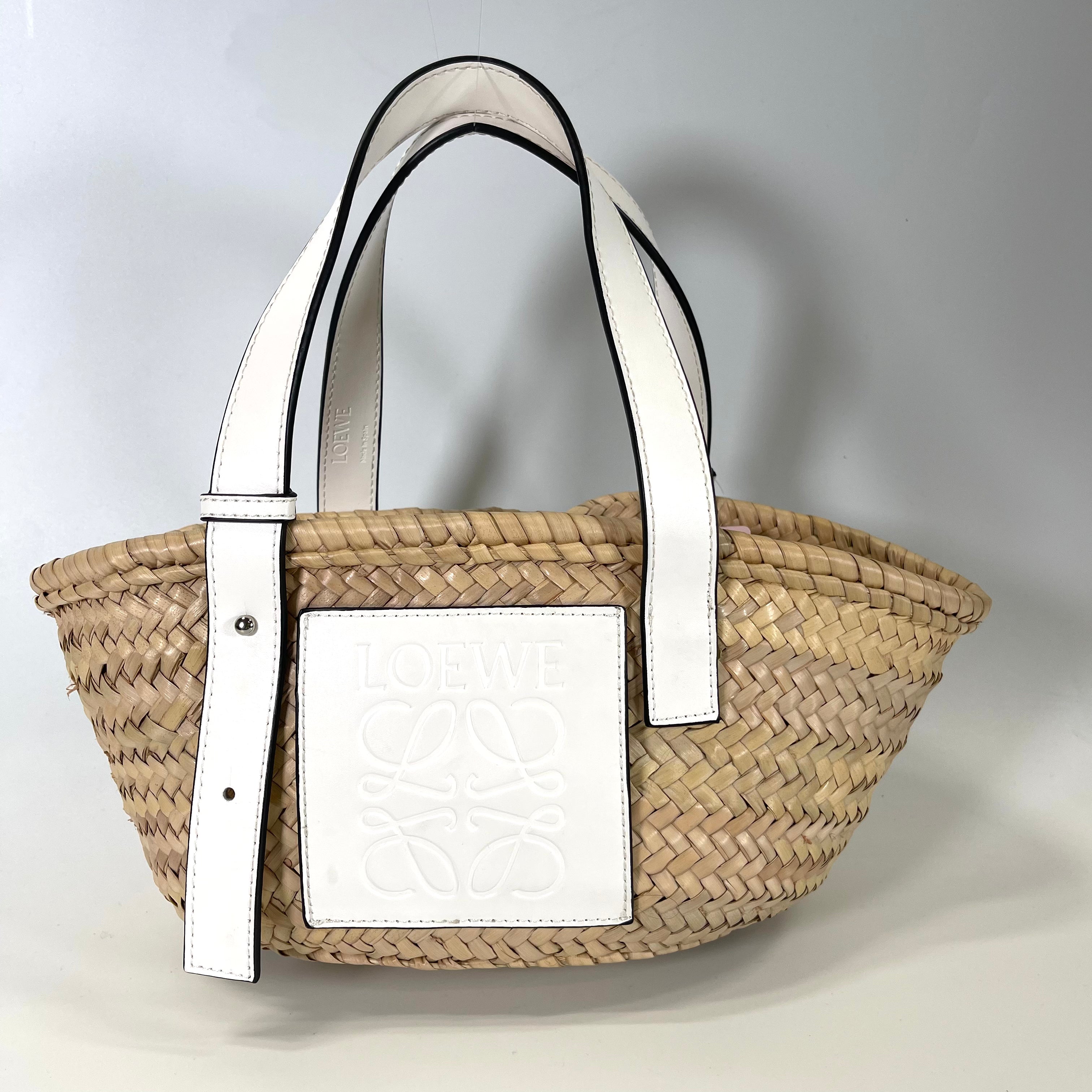 2511 LOEWE basket bag white