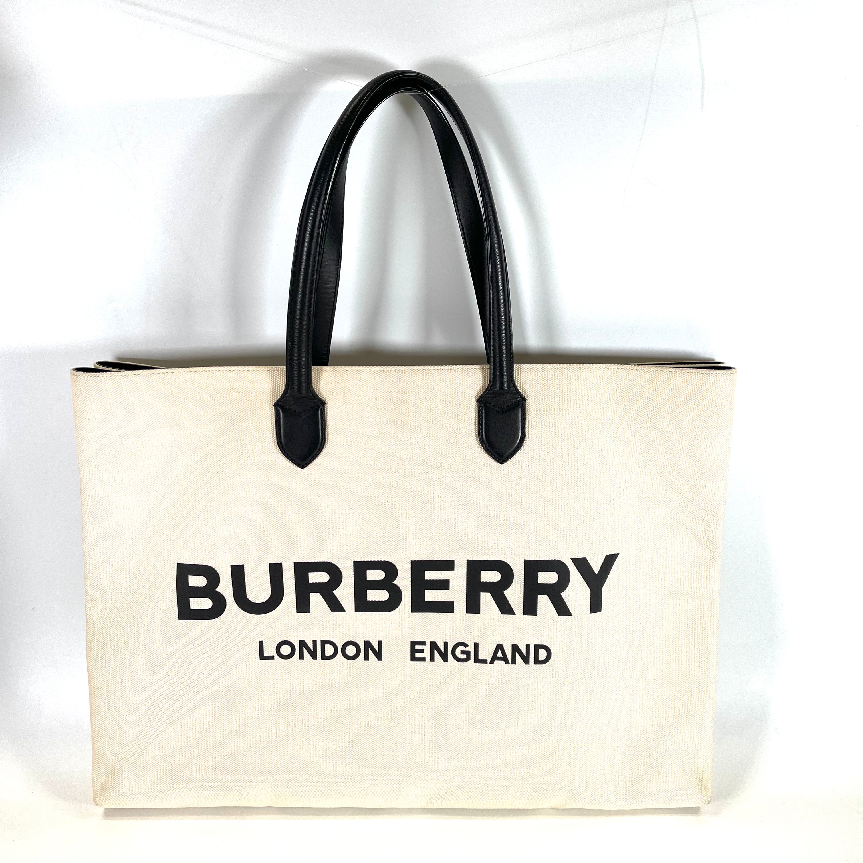 2511 BURBERRY canvas Tote beige