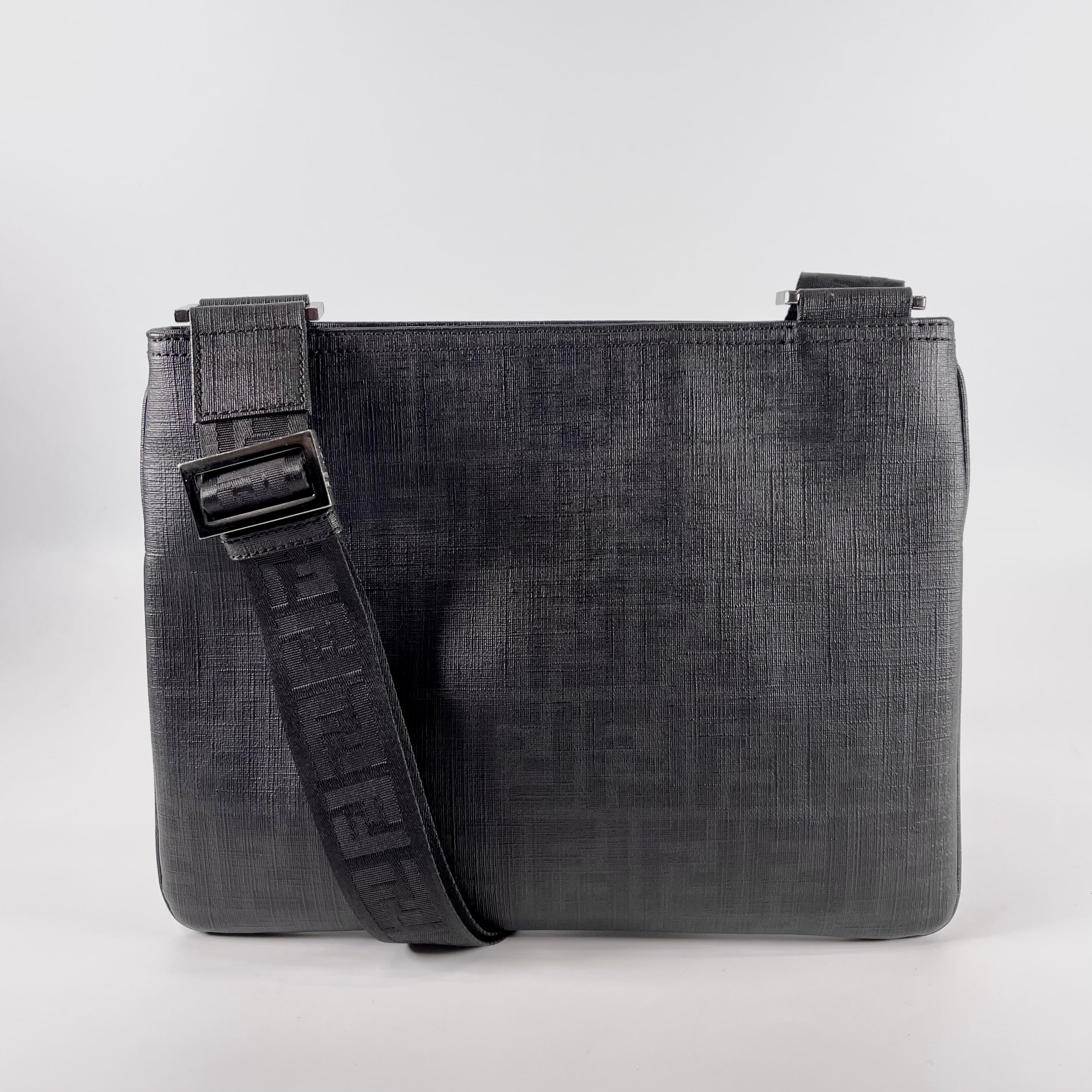 2602 secondhand FENDI Shoulder bag
