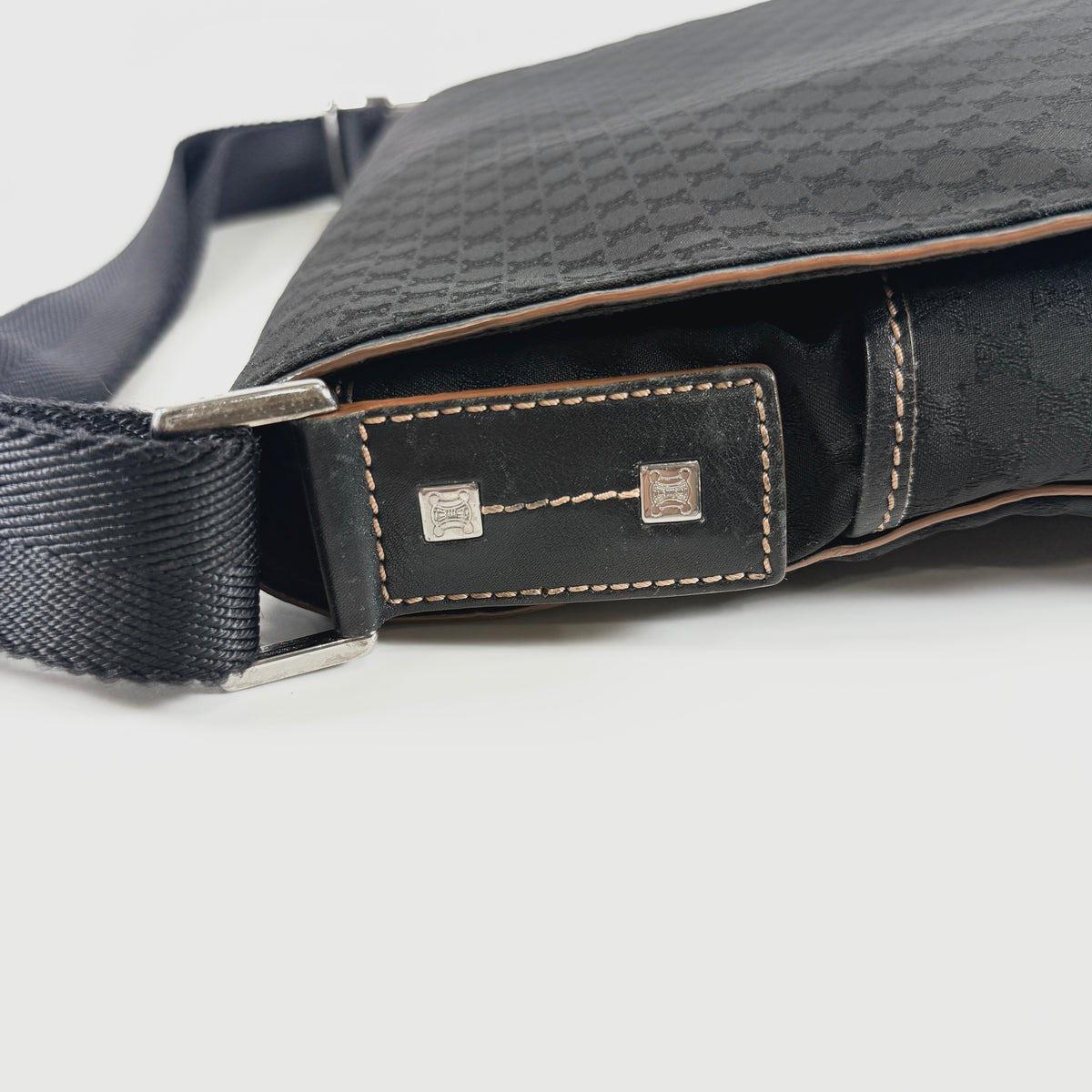 2606 secondhand CELINE Macadam Shoulder bag