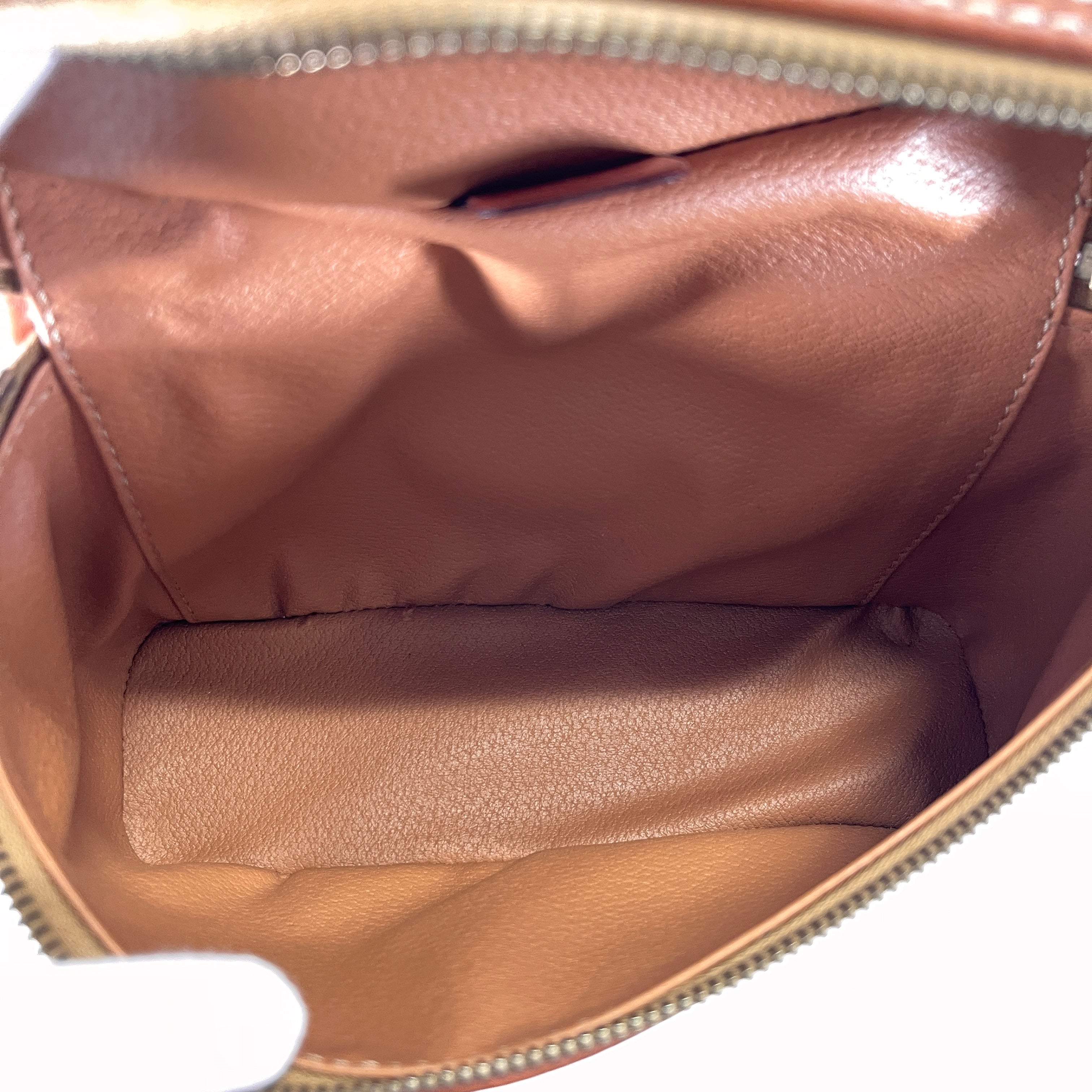 2605 secondhand CELINE Macadam hand bag