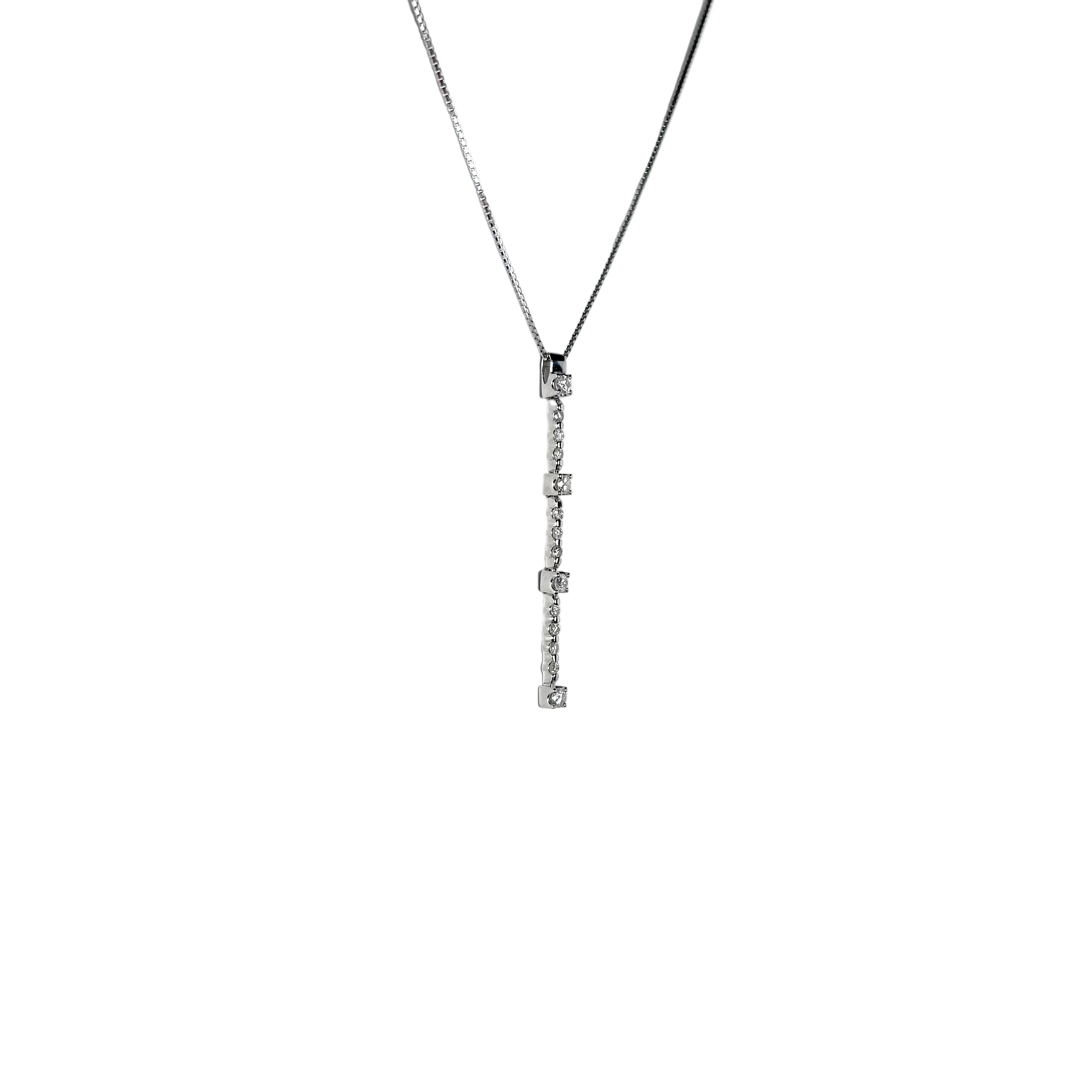 2510 Necklace Necklace K14WG Diamond Main Stone ct: 0.50CT Weight g: 3.7