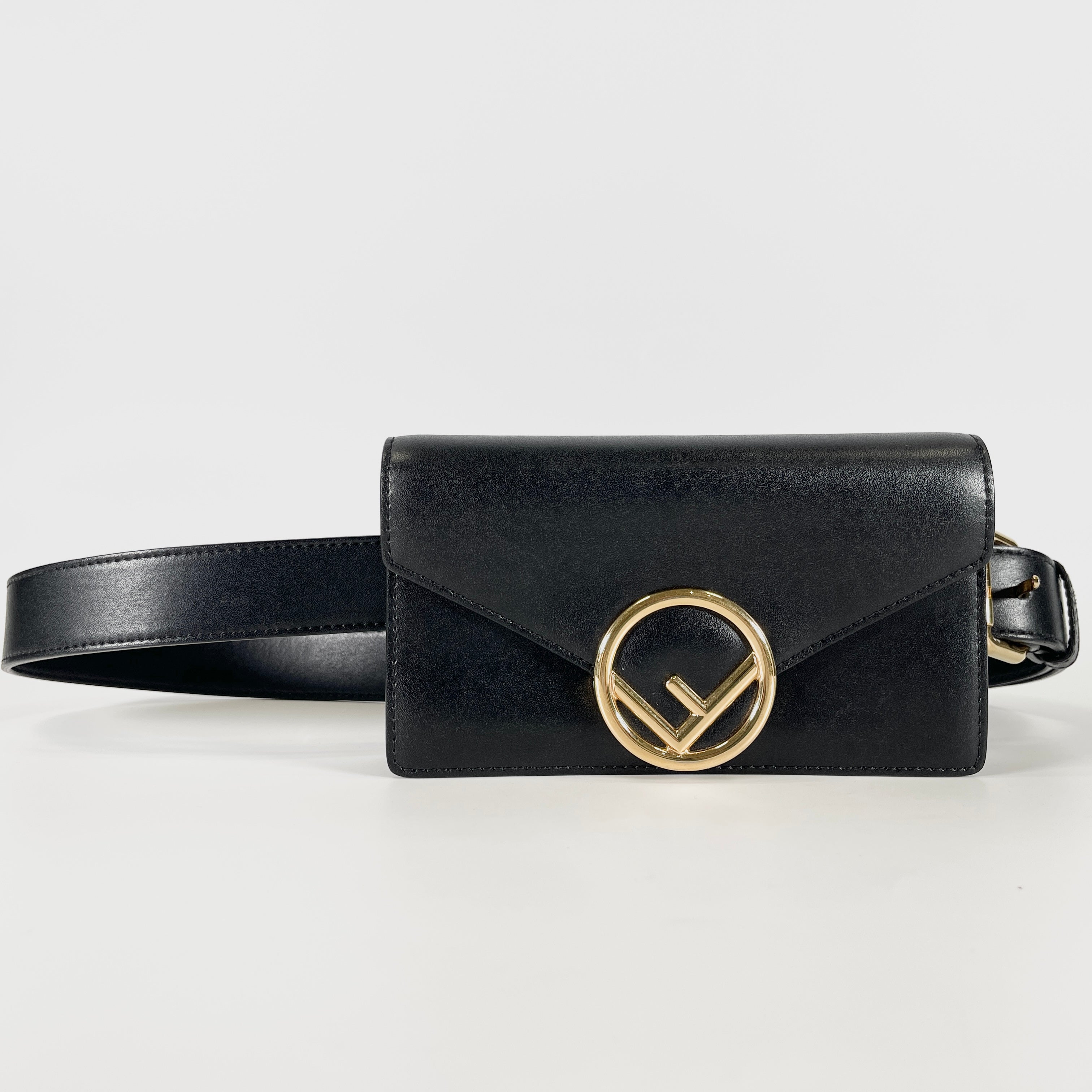 2602 secondhand FENDI 8BM005 leather