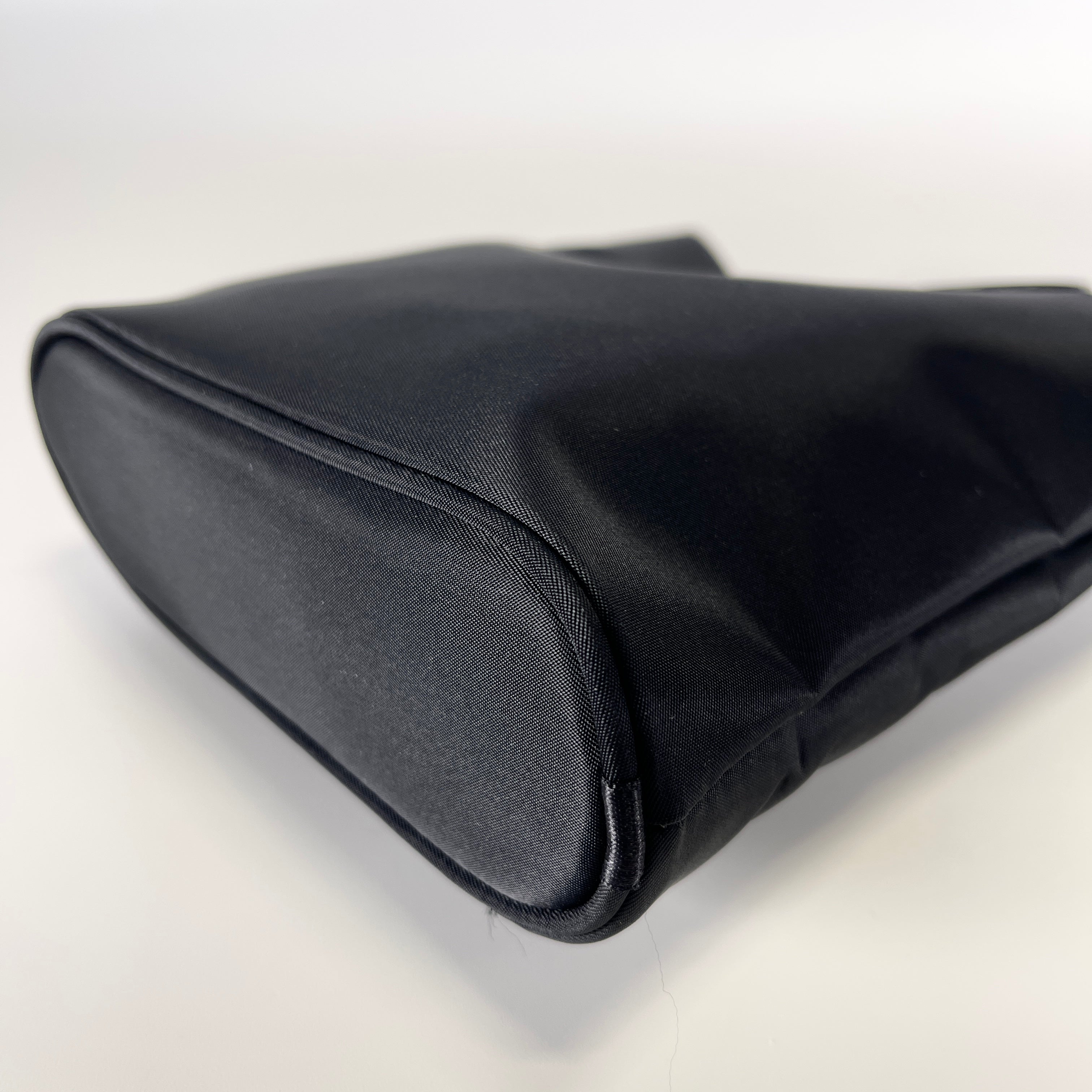 2605 secondhand CELINE nylon hand bag