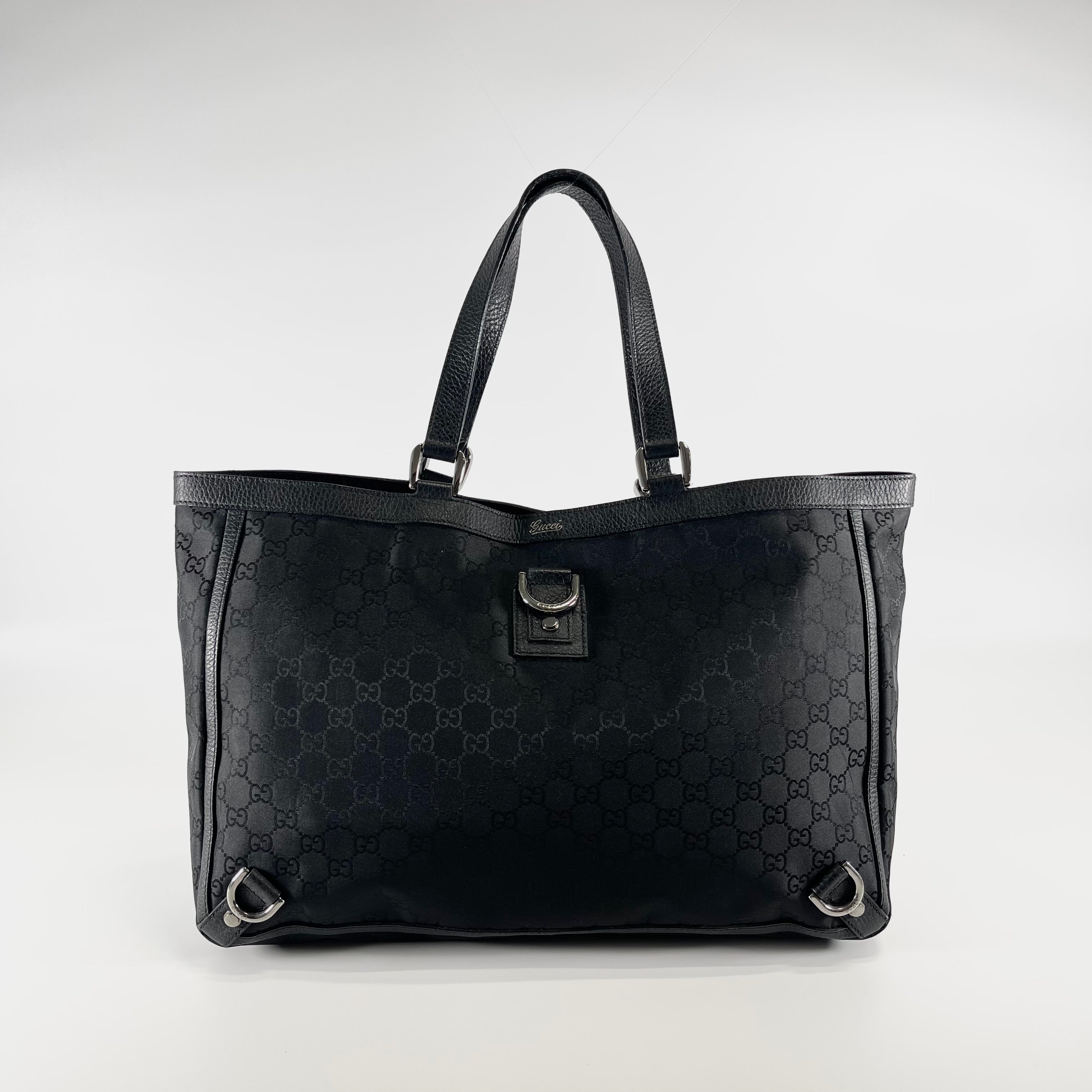 2601 secondhand GUCCI GG canvas Tote