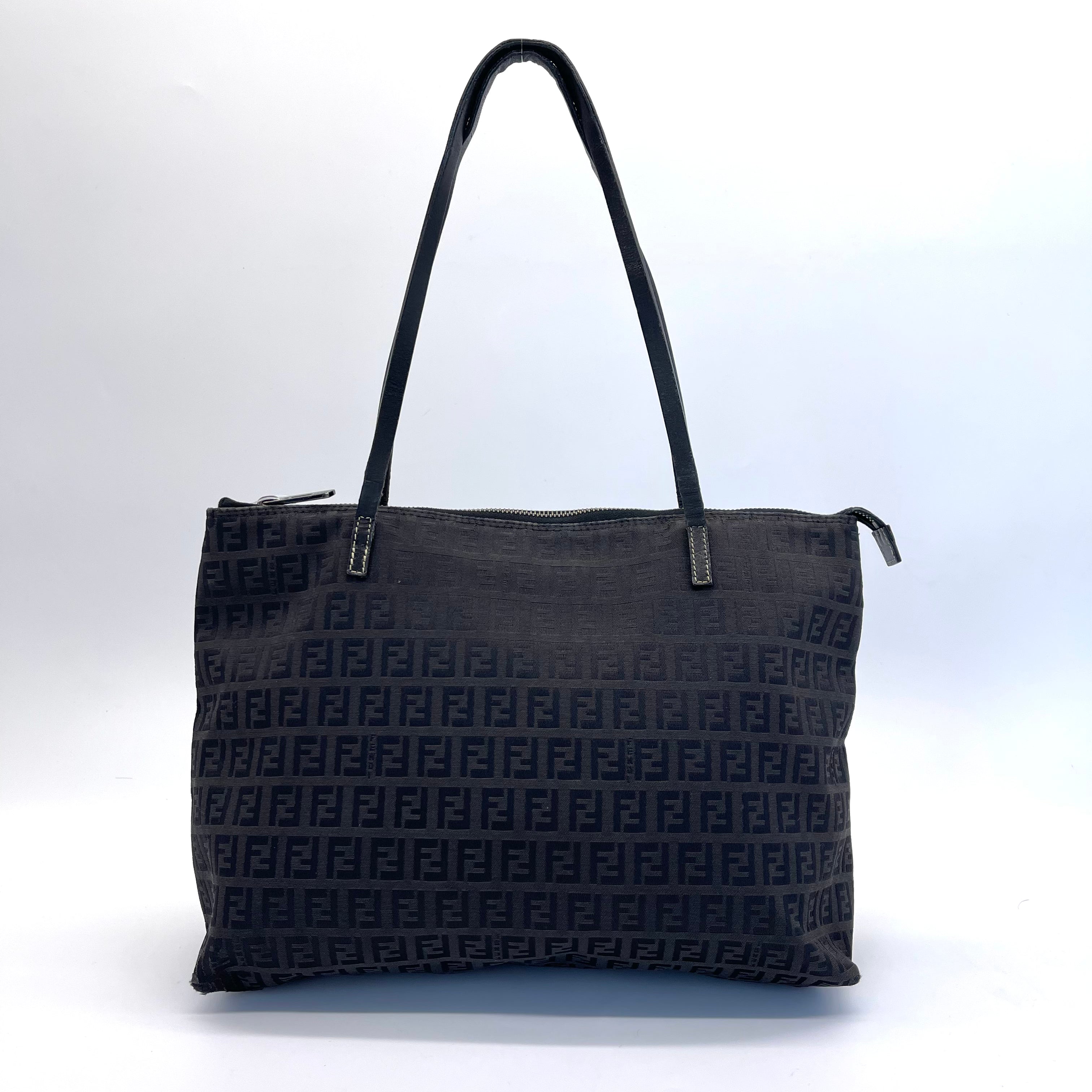 2512 secondhand  FENDI bag Zucchino