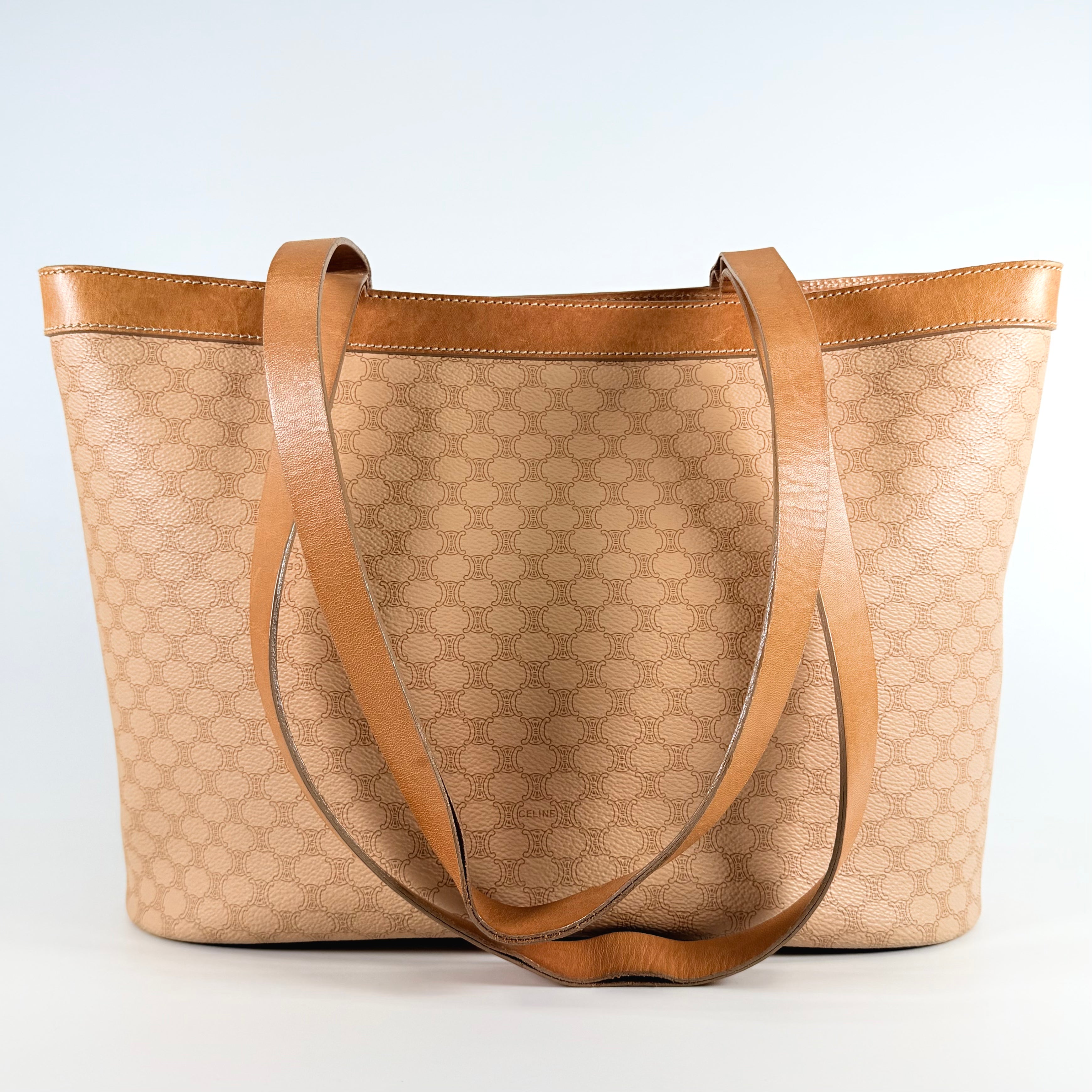 2607 secondhand CELINE Macadam Tote Bag