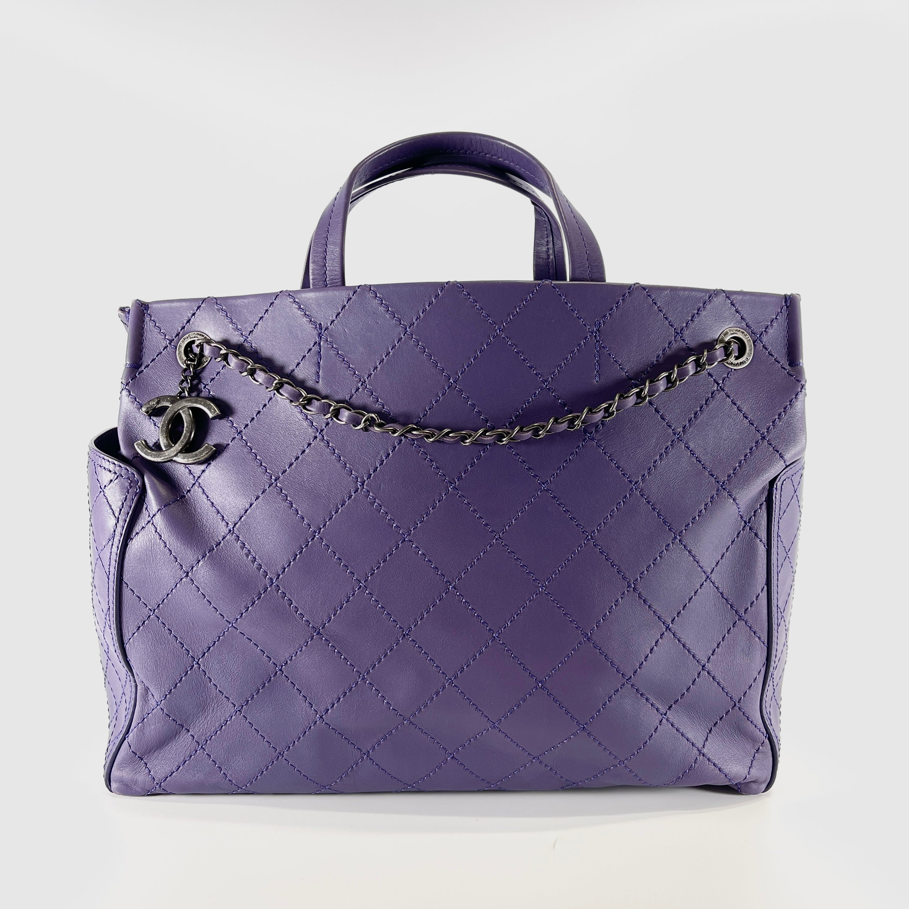 2605 secondhand CHANEL bag