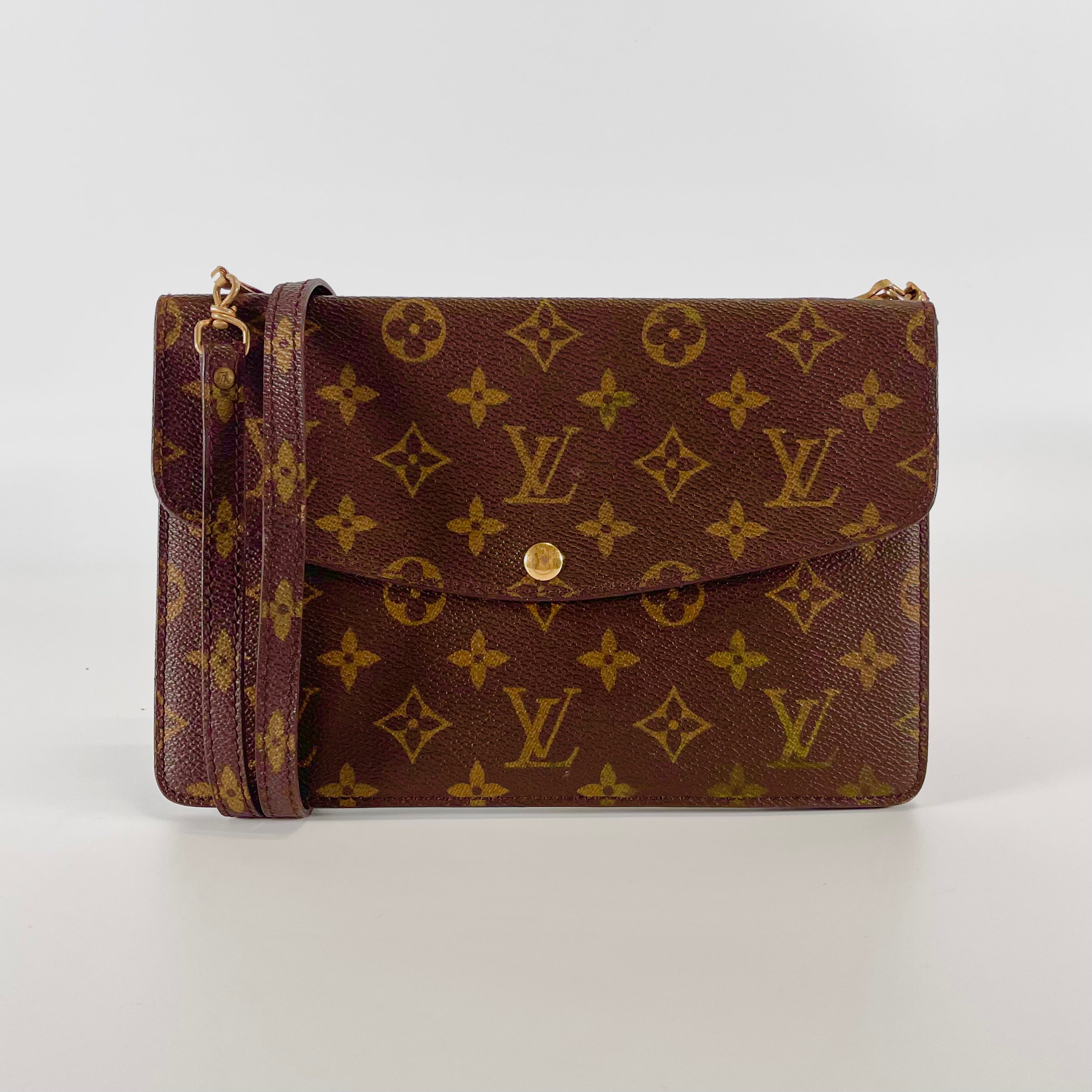 2602 secondhand LV Monogram double mule