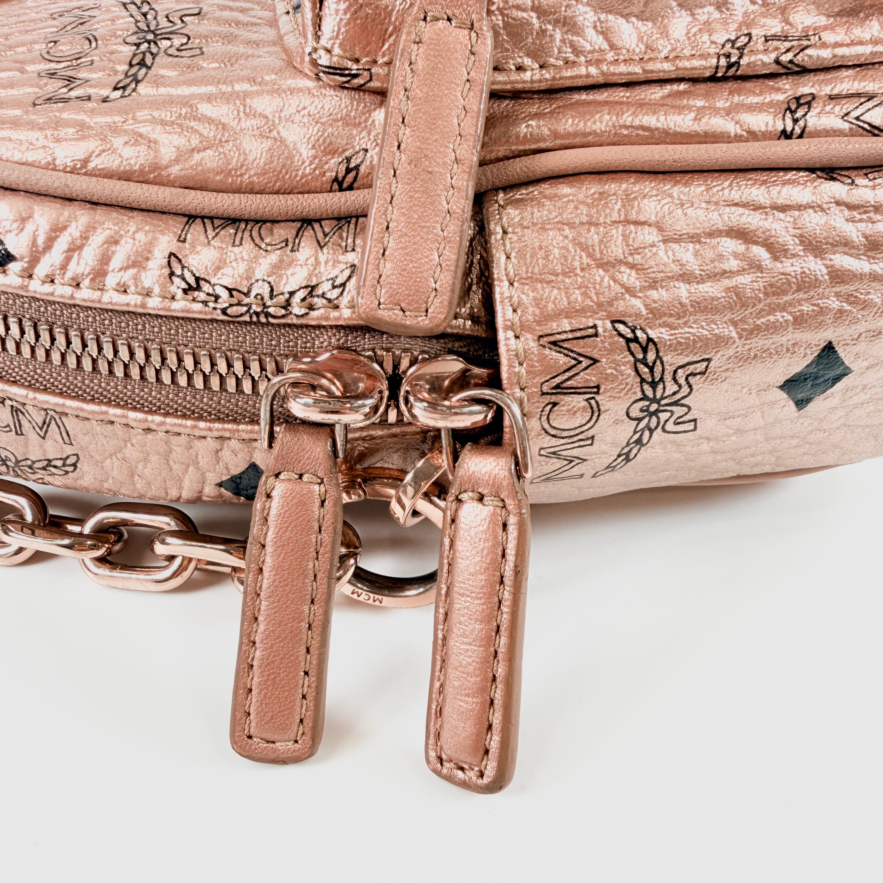 2608 secondhand MCM Shoulder bag
