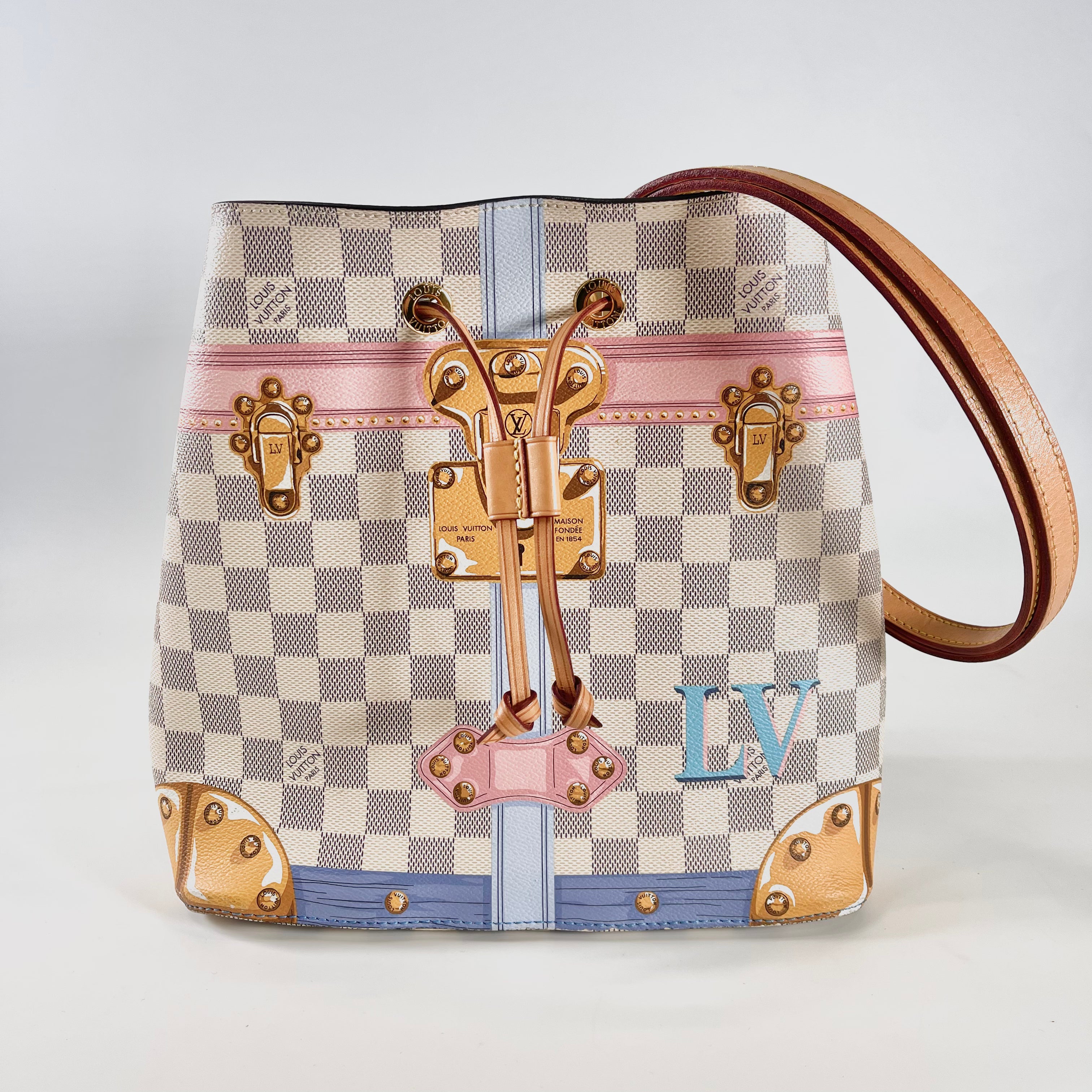 2603 secondhand LV NeoNoe