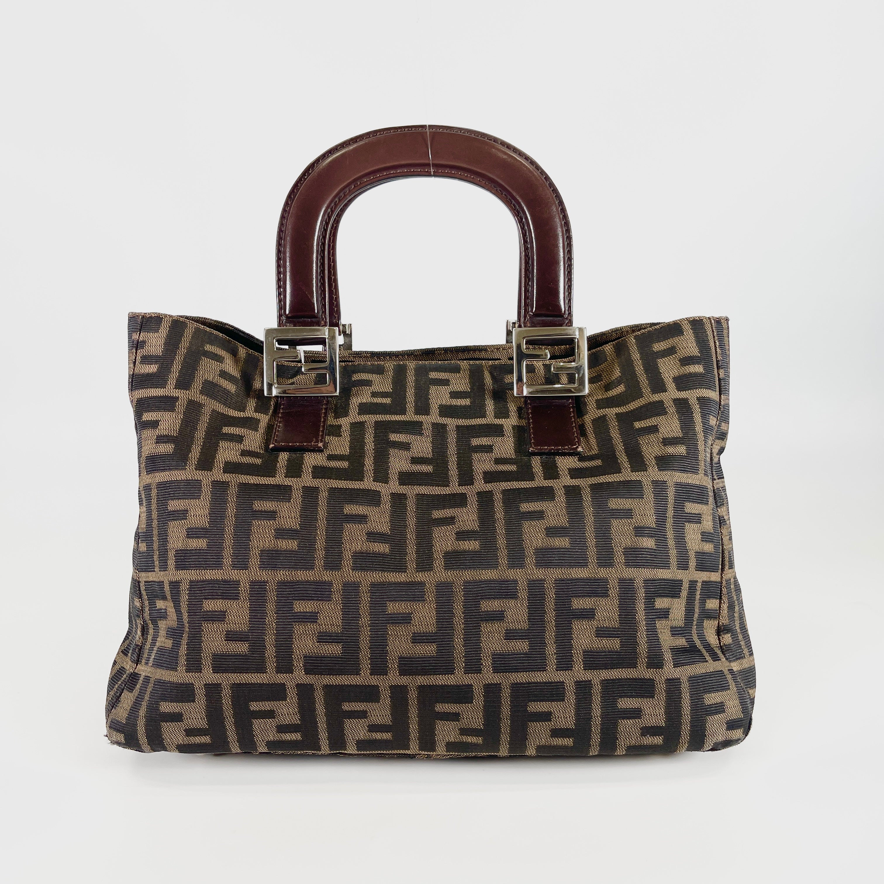 2602 secondhand FENDI hand bag Zucca