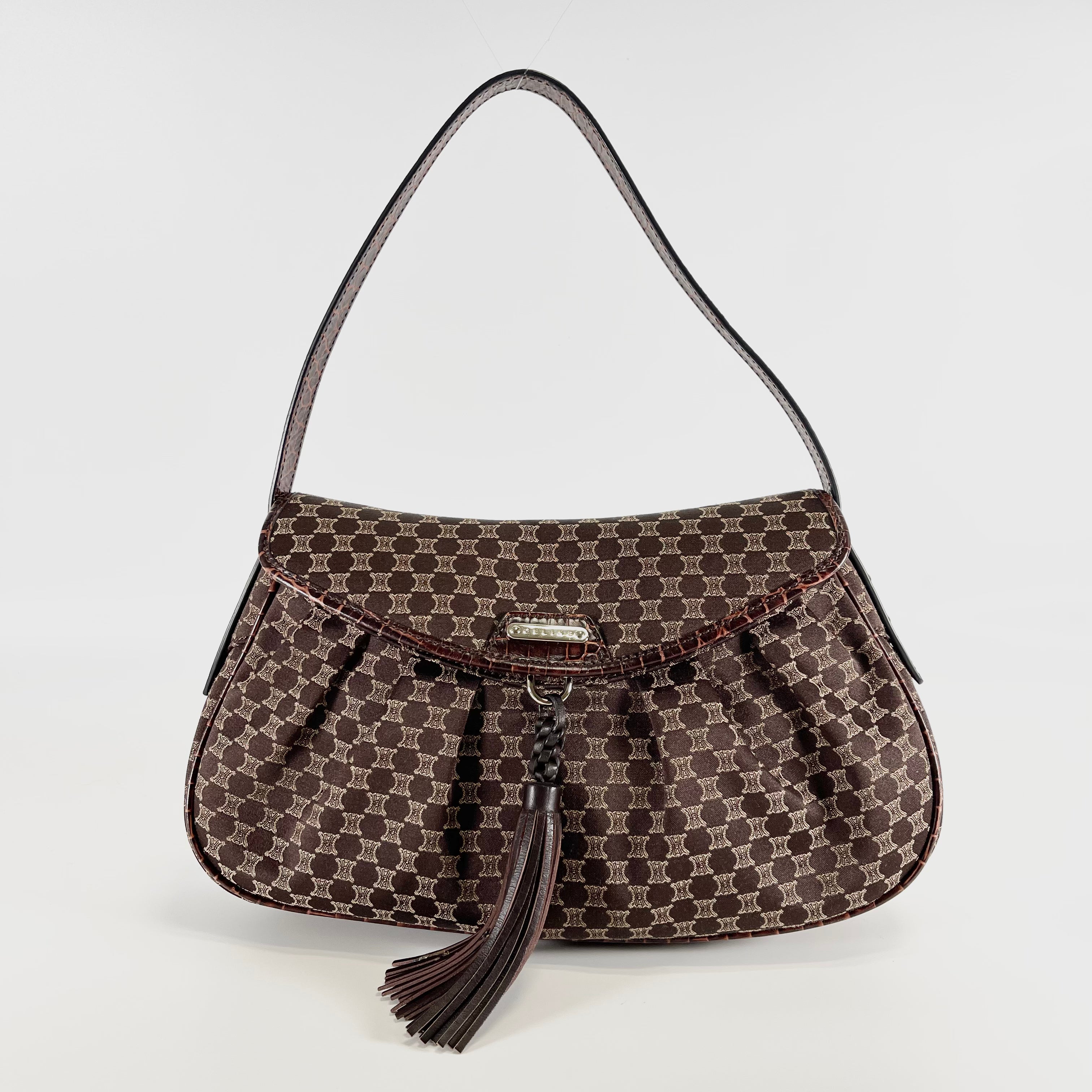 2602 secondhand CELINE Paris Macadam Shoulder bag