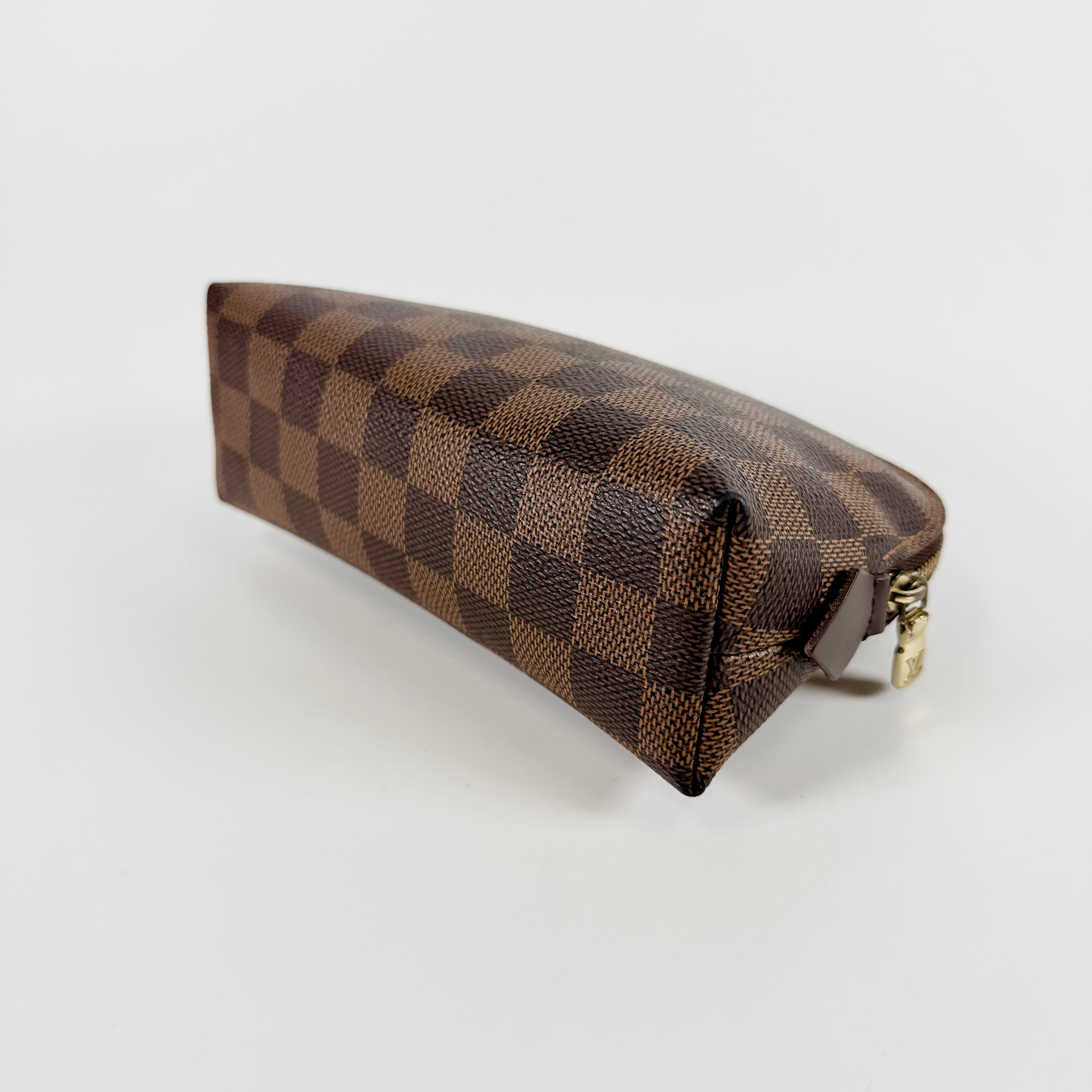 2608 secondhand LV Damier N47516 Pochette Cosmetique PM CA0045