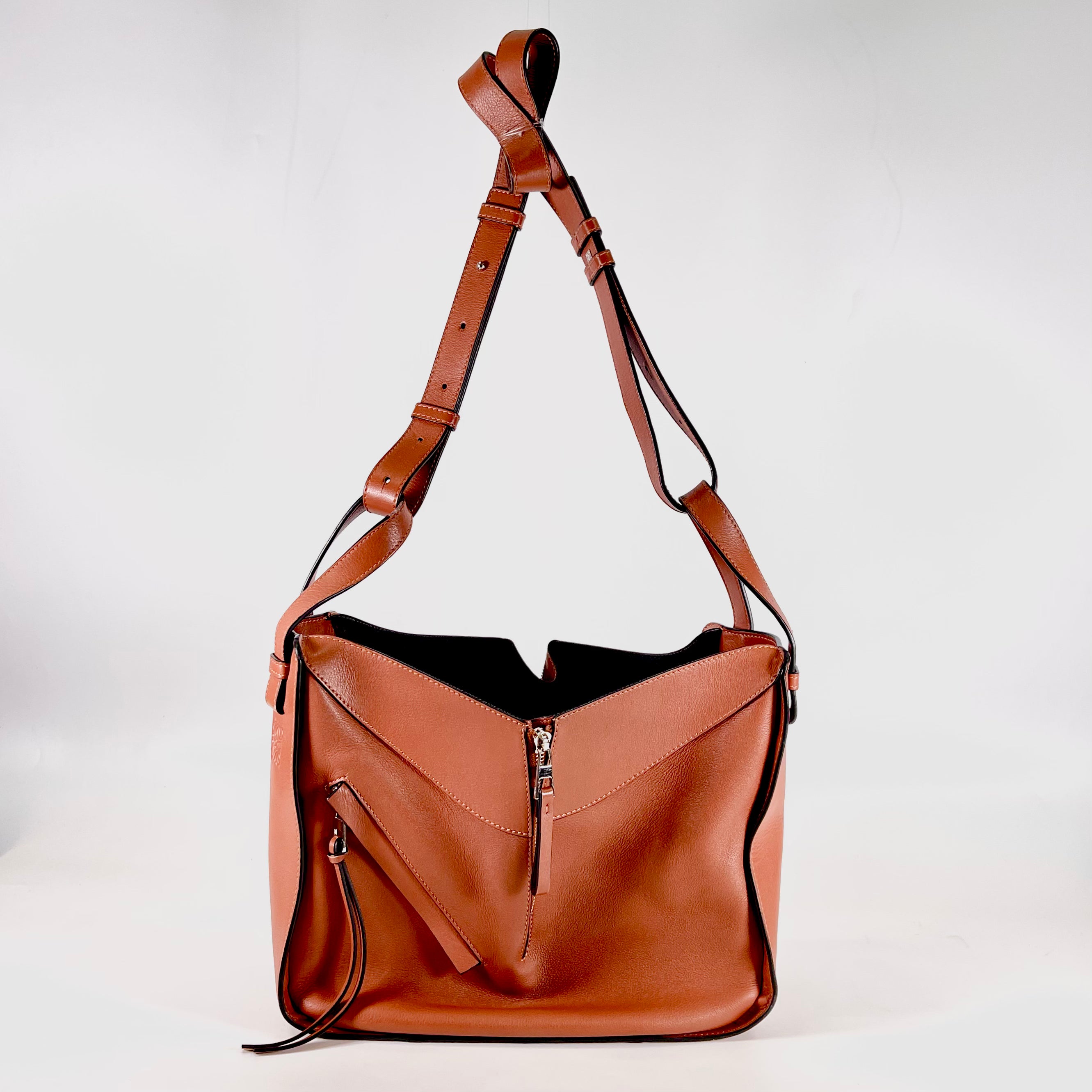 2601 secondhand LOEWE hammock 2WAY hand bag