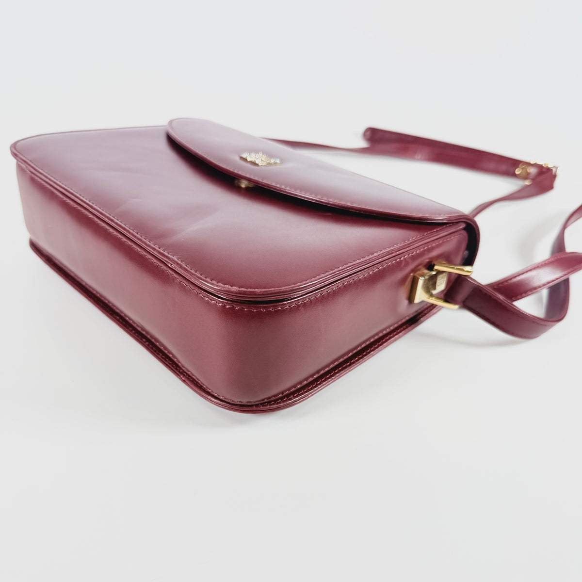 2606 secondhand GIVENCHY Shoulder bag / Crossbody Bag van Bordeaux shoulder