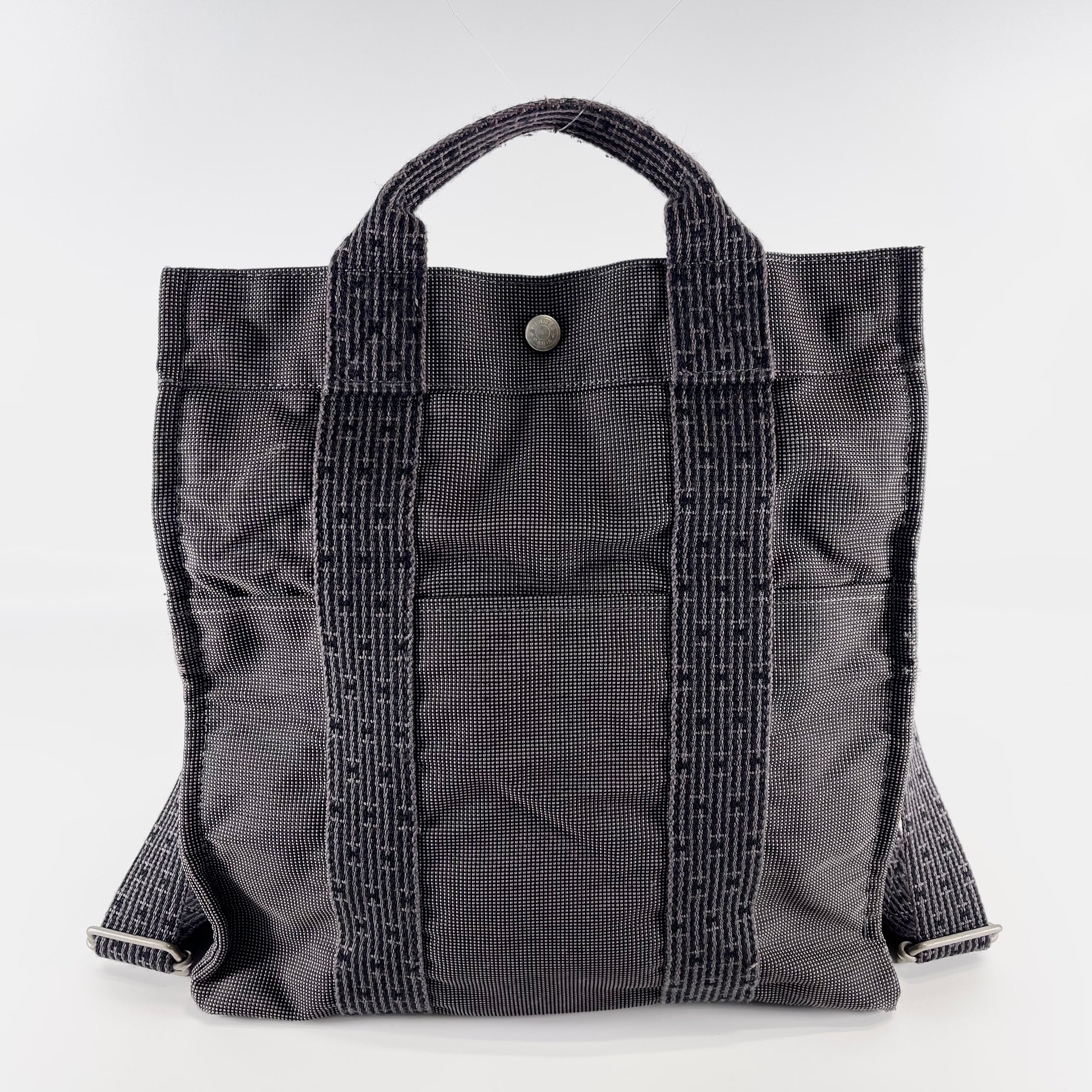 2603 secondhand HERMES 100952M canvas black