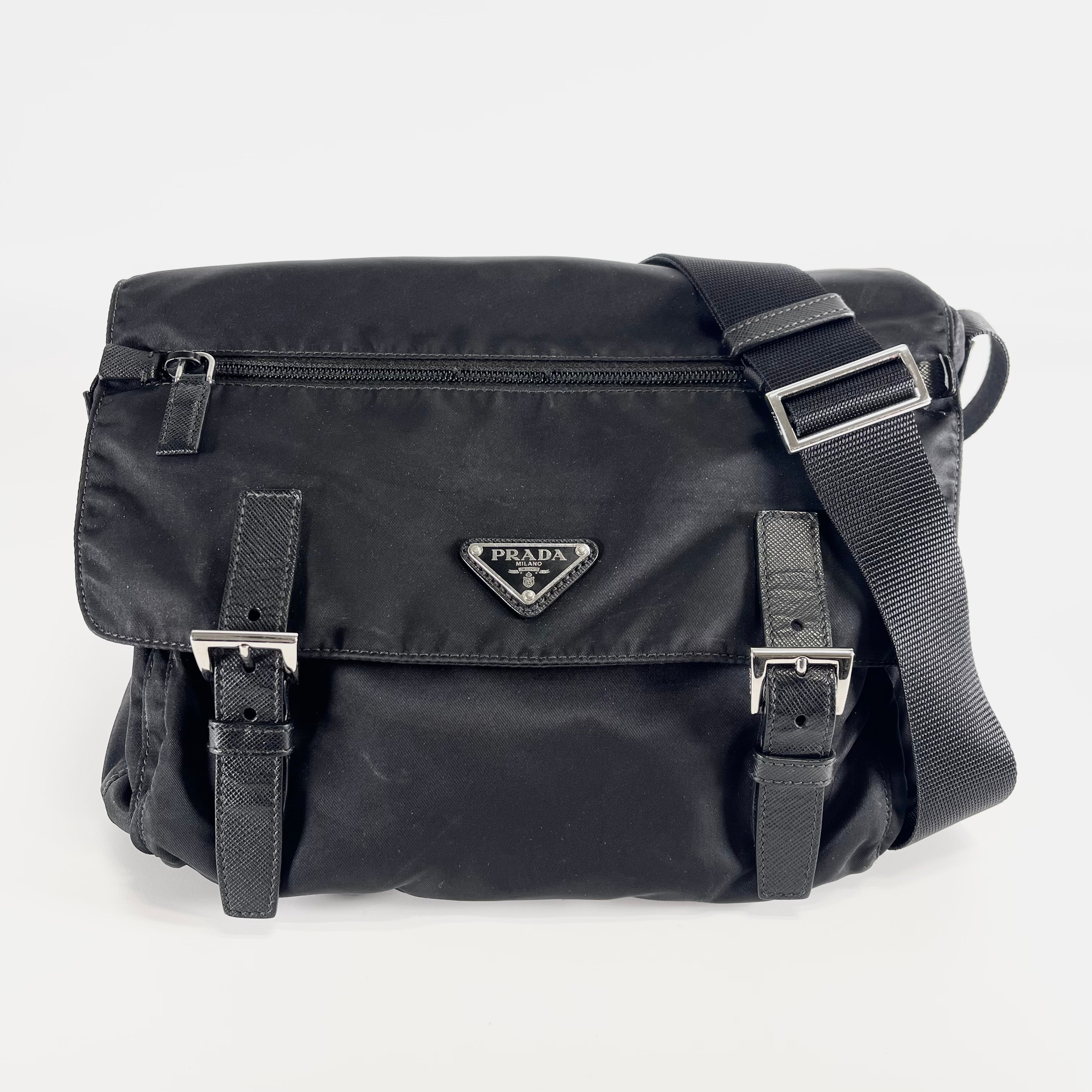 2602 secondhand PRADA Shoulder bag black 1BD671
