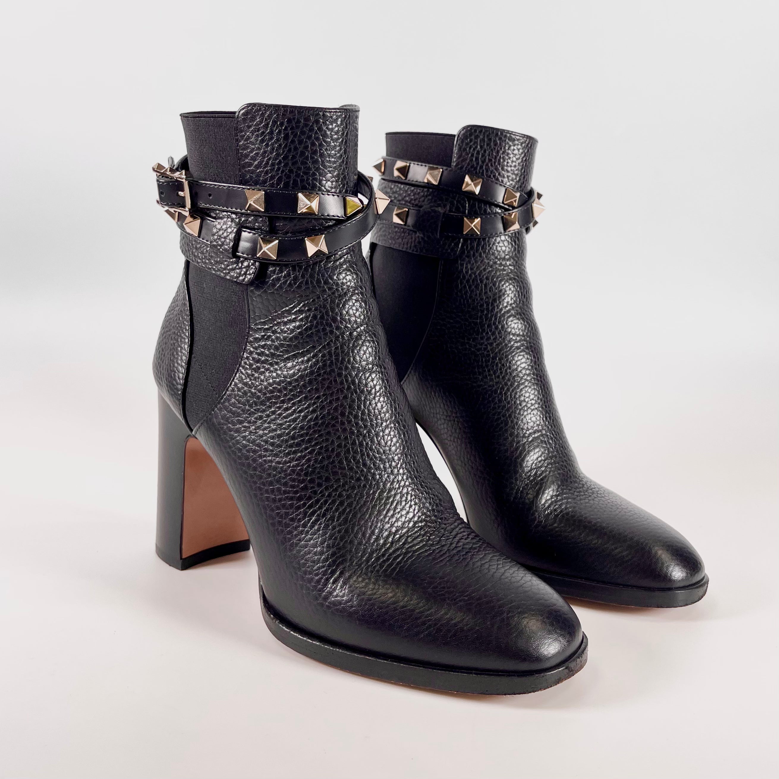 2512 VALENTINO Garavani leather side boots 36
