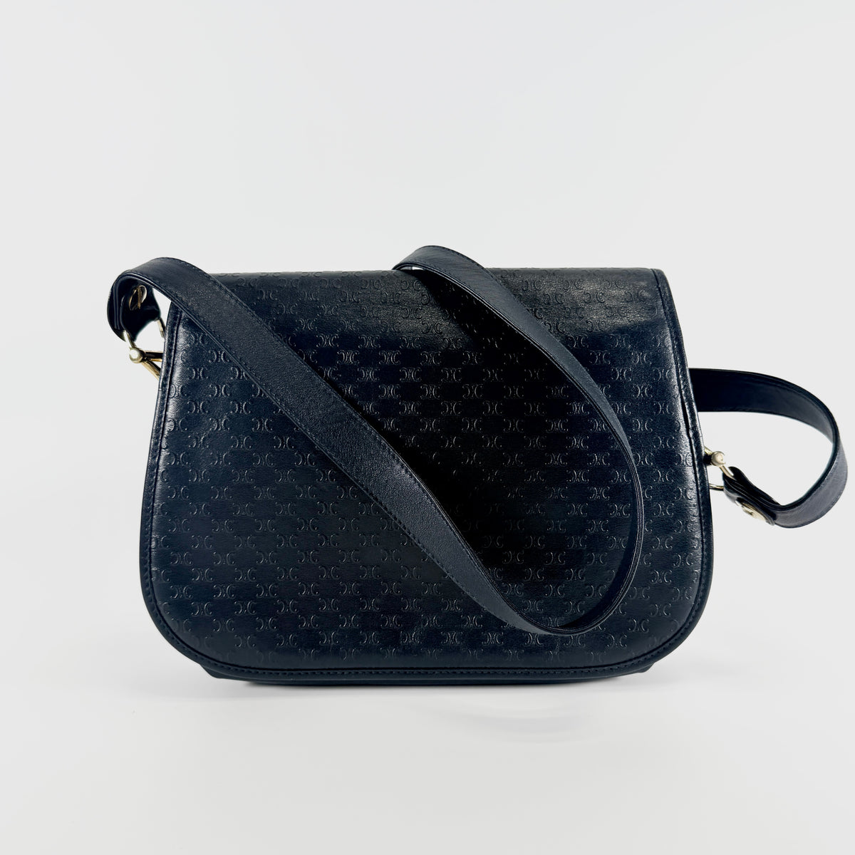 2606 secondhand CELINE Macadam Shoulder bag