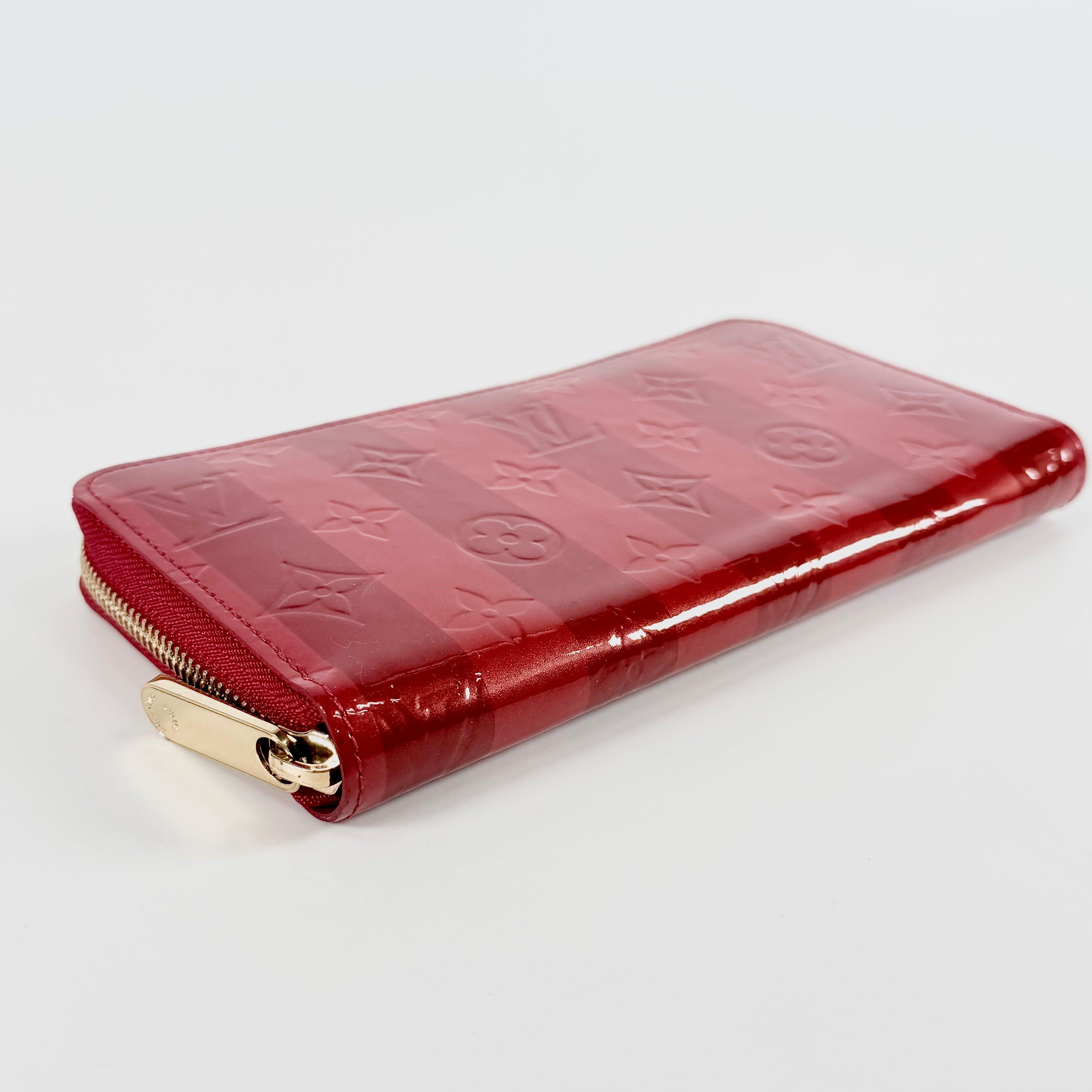 2608 secondhand LV M58036 Vernis Rayures Zippy Wallet Poppy Petal