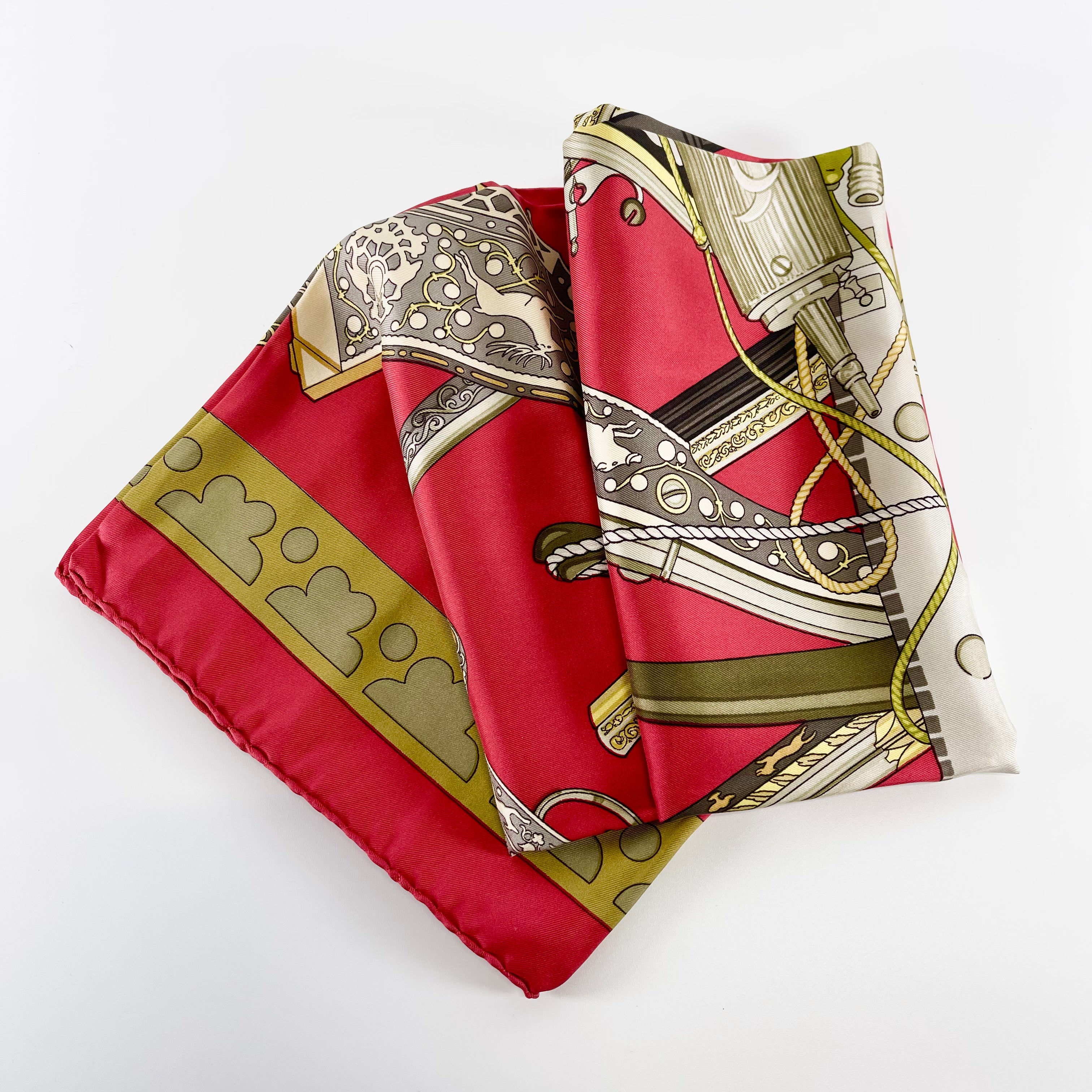 2603 secondhand HERMES ★ silk carre 90 DIANE Pattern scarf Red