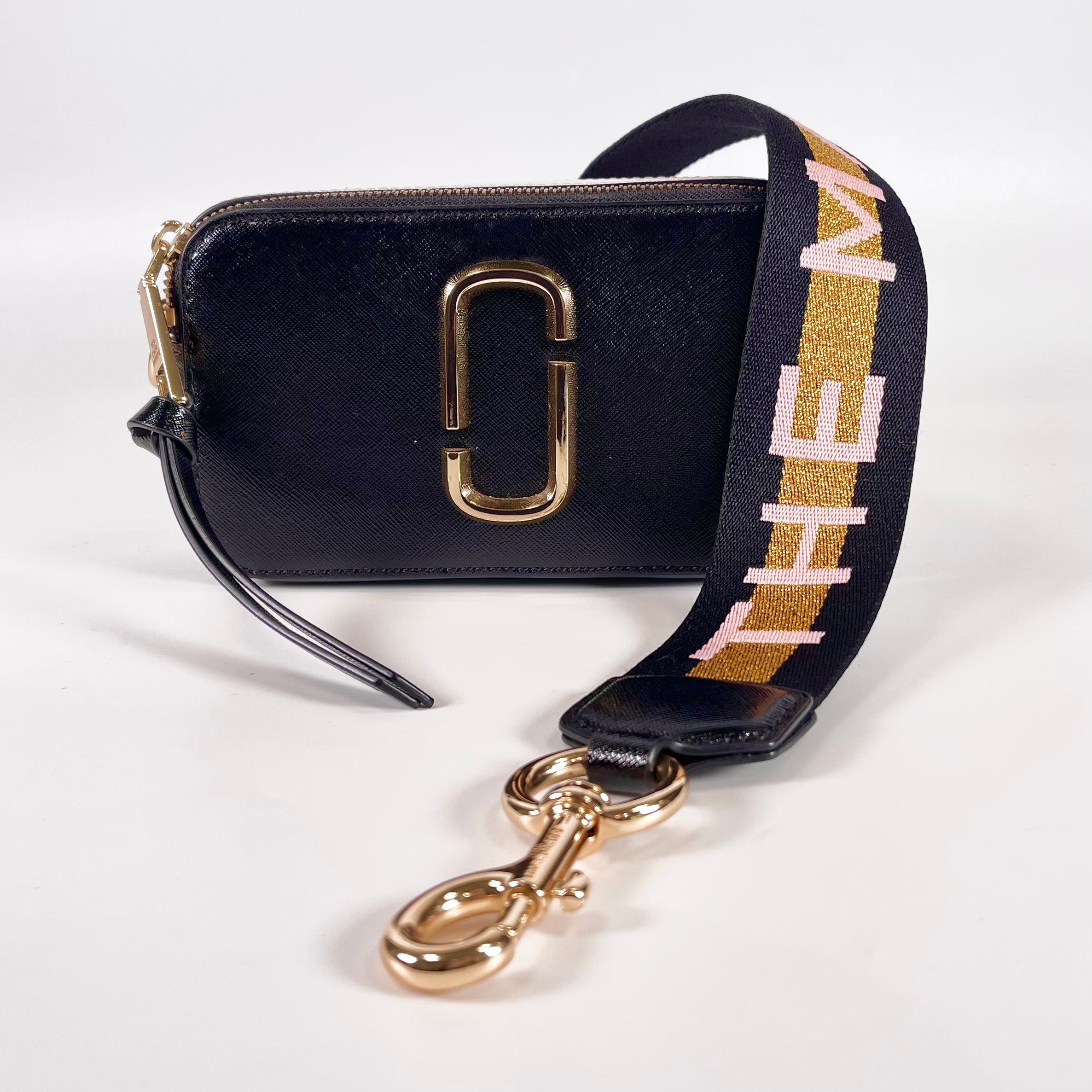 2602 secondhand MARCJACOBS snapshot