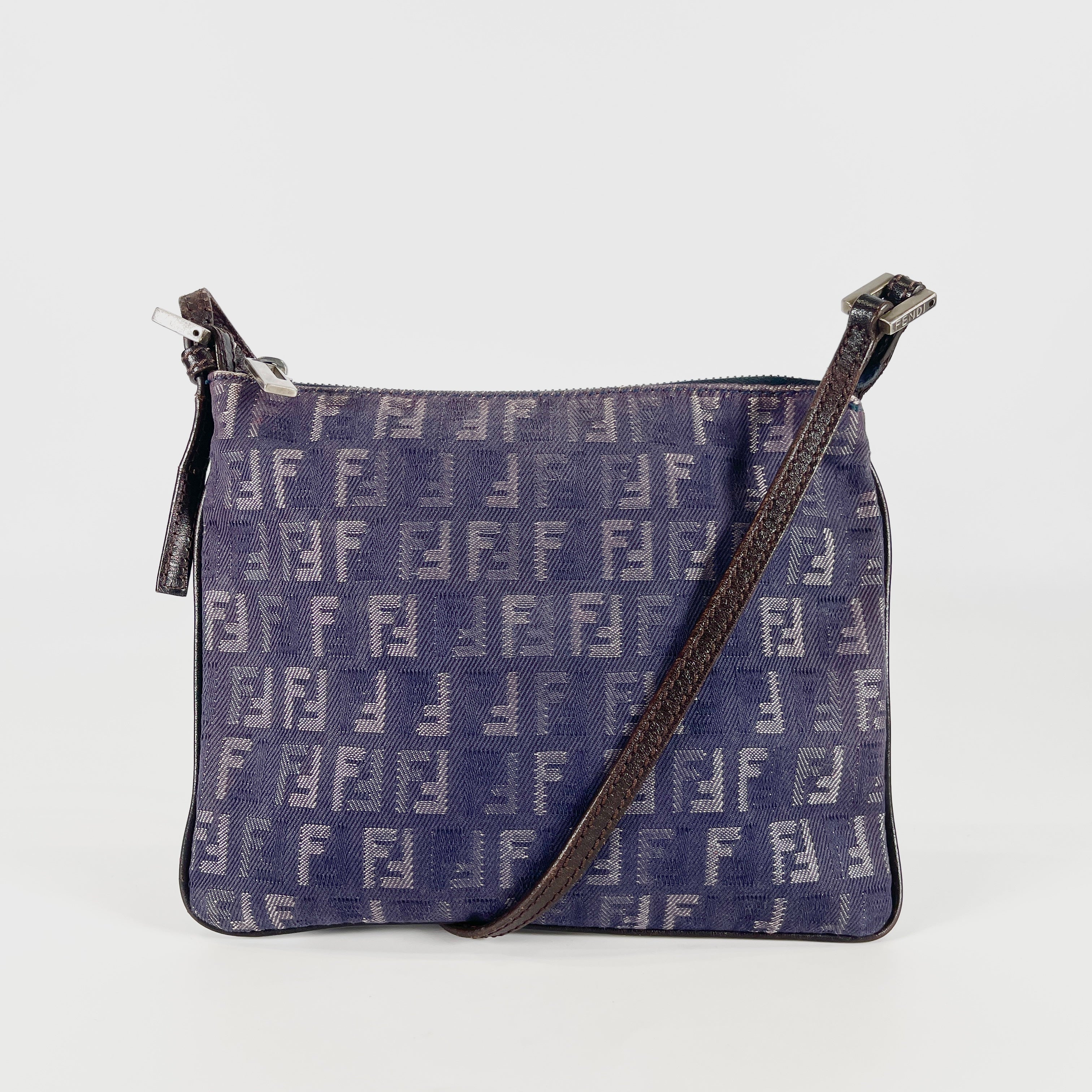 2602 secondhand FENDI SHOULDER BAG